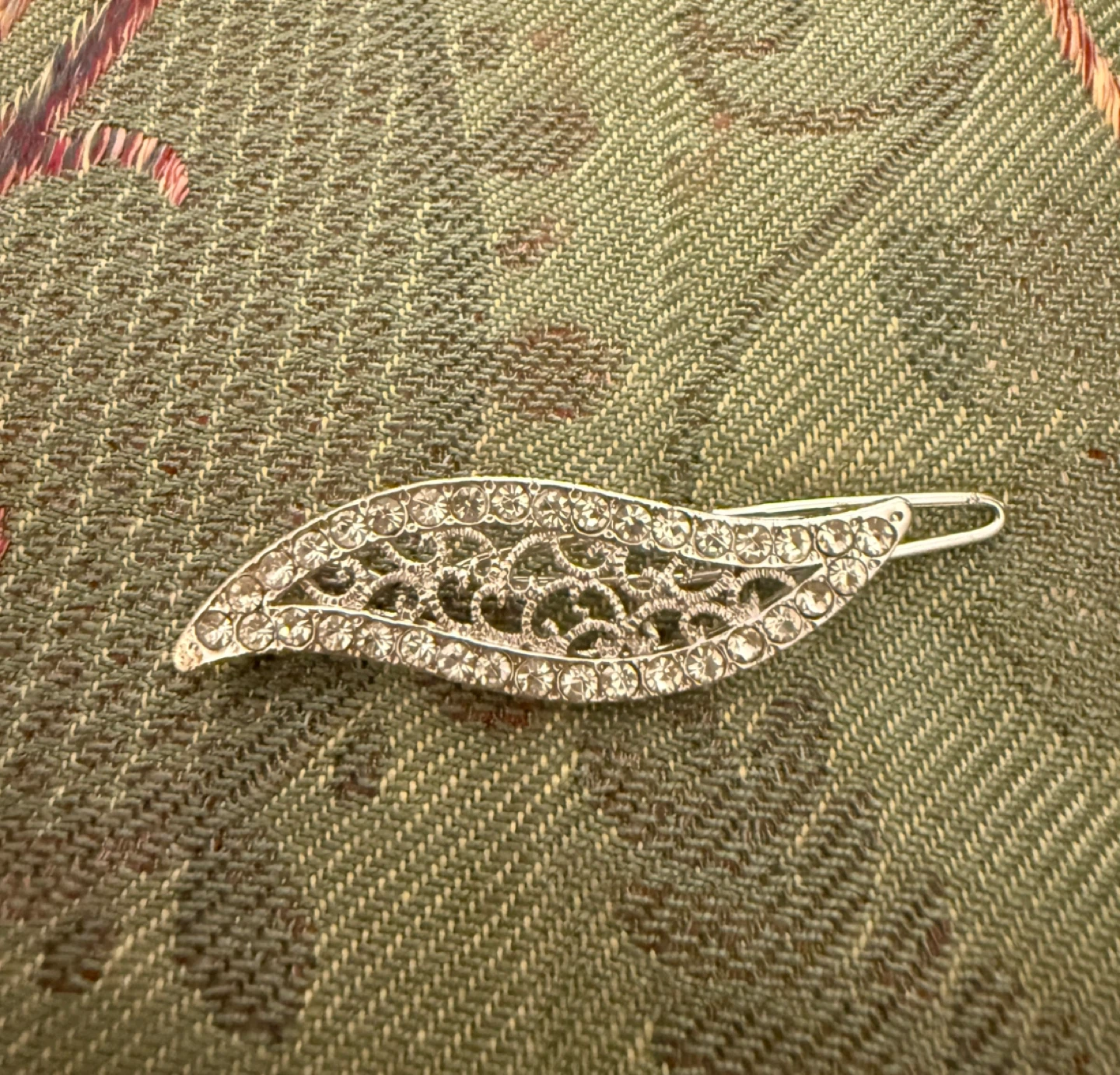 Rhinestone Leaf Hair Clip⚽️