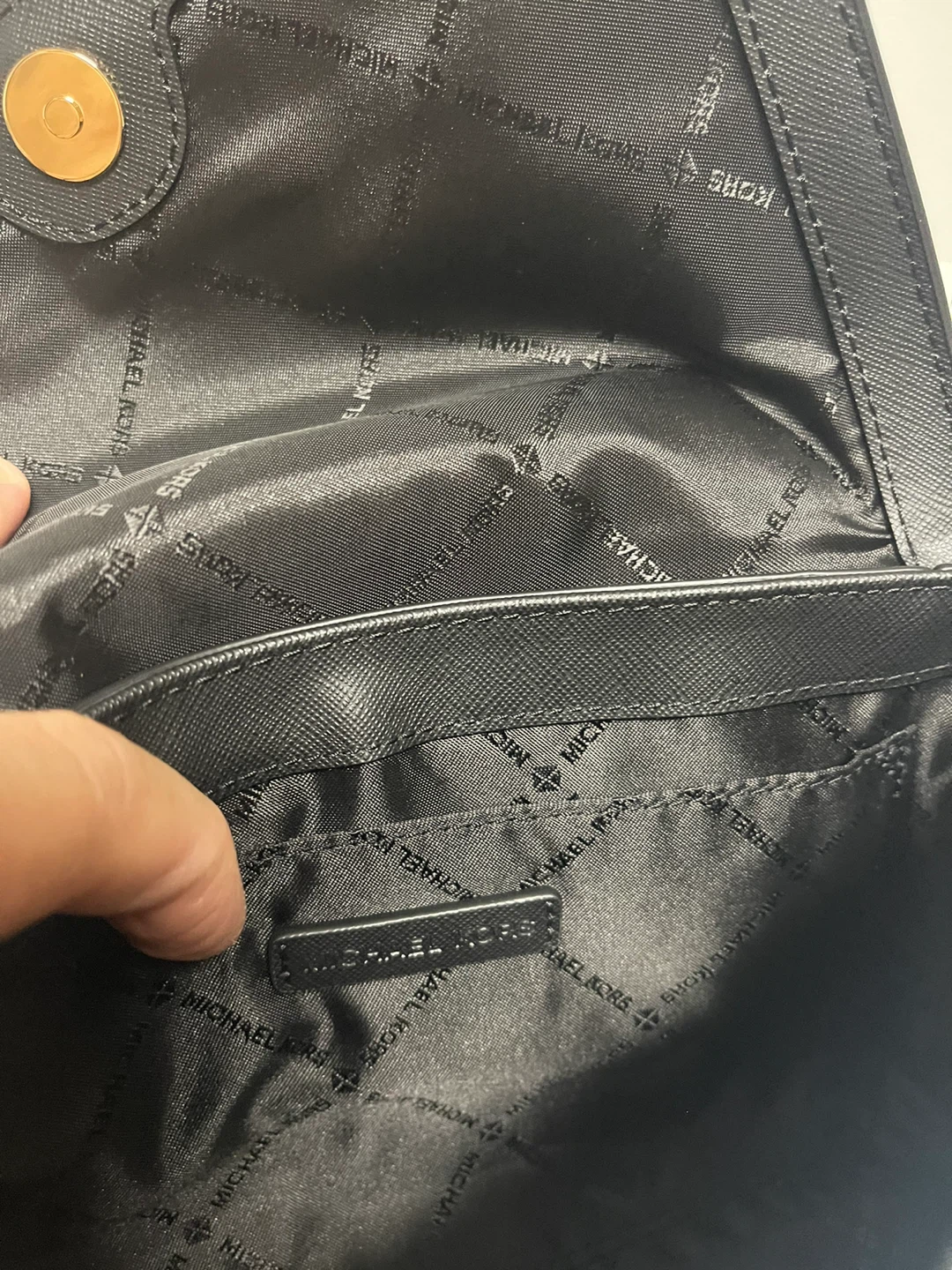 Michael Kors Black Signature Logo Shoulder Bag - photo 4