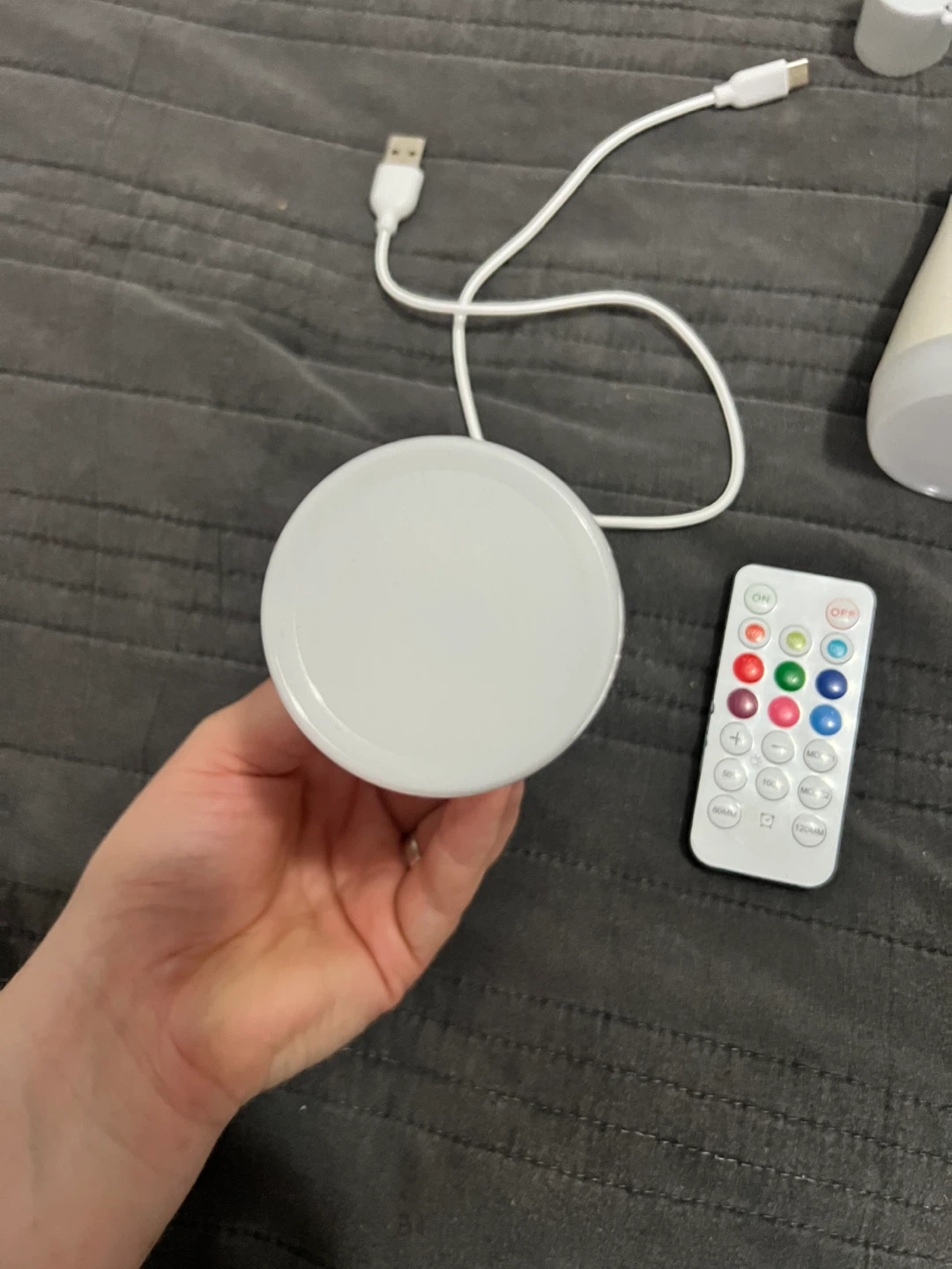 2 LED Color Changing Light Bulbs with Remote ⚽ - photo 3