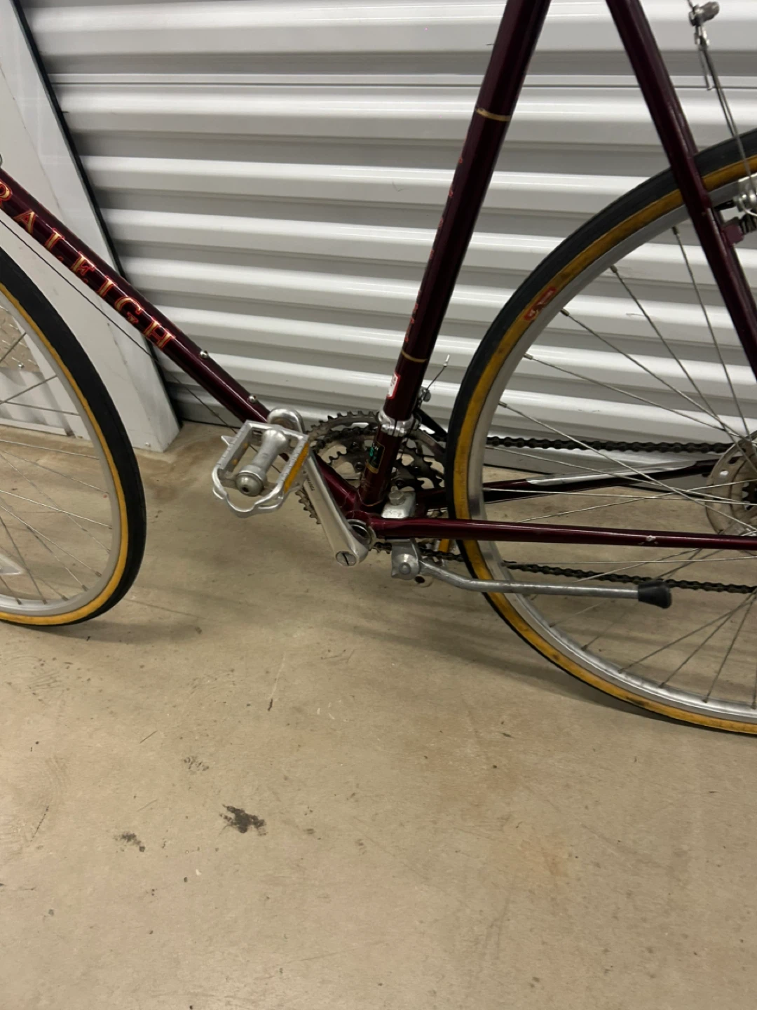 Vintage Raleigh Touring Bike - photo 3