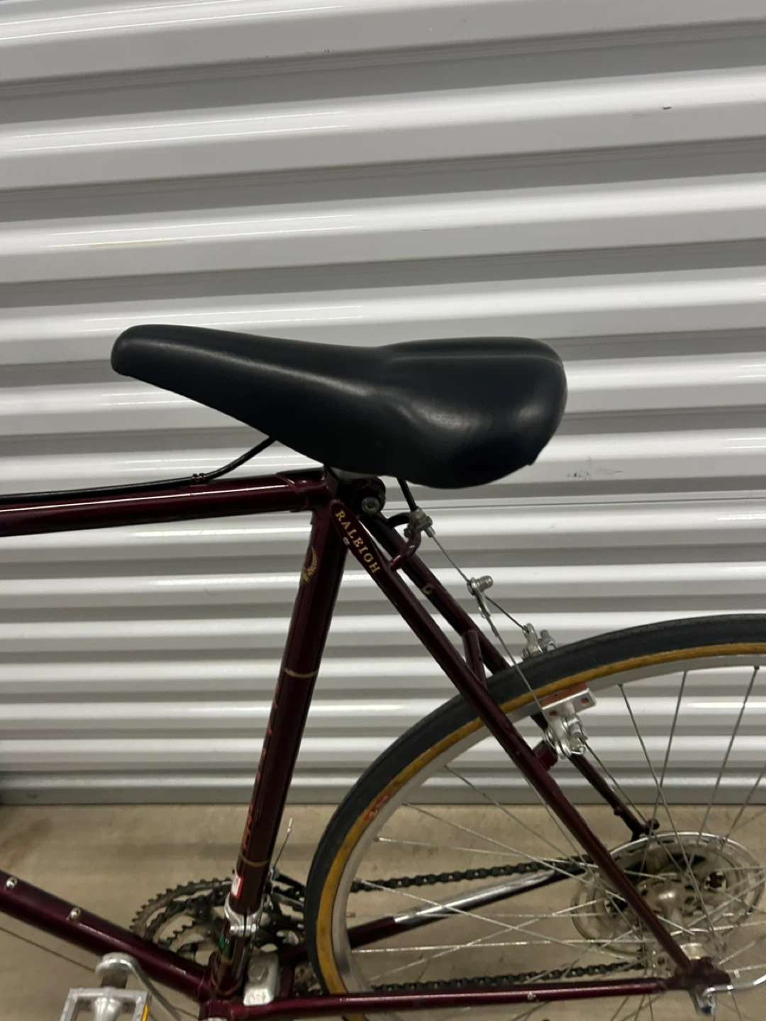 Vintage Raleigh Touring Bike - photo 2