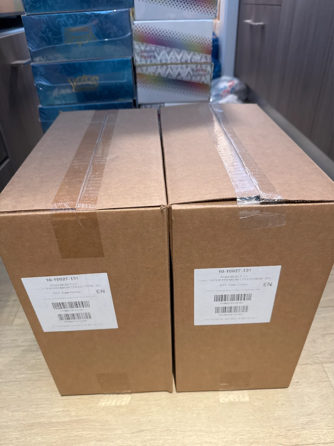 Prismatic evolution super premium collection sealed case
