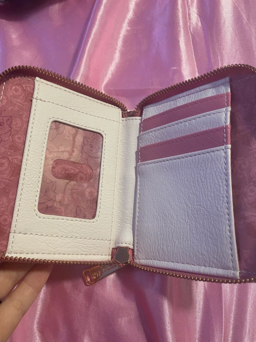 Disney Loungefly Aristocats Marie Wallet - photo 3