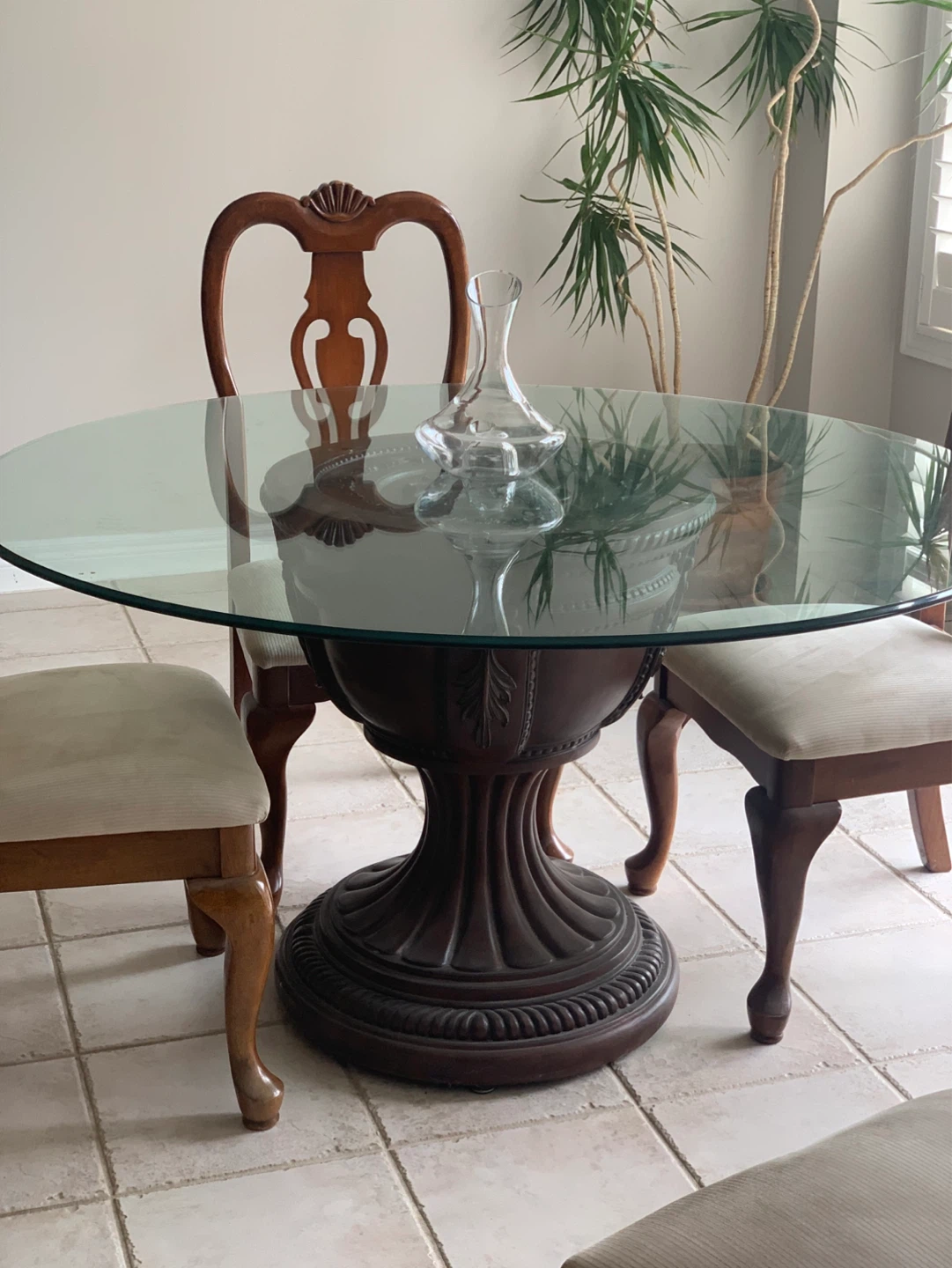 Dining table with glass top and four Wooden Chair, Set of four