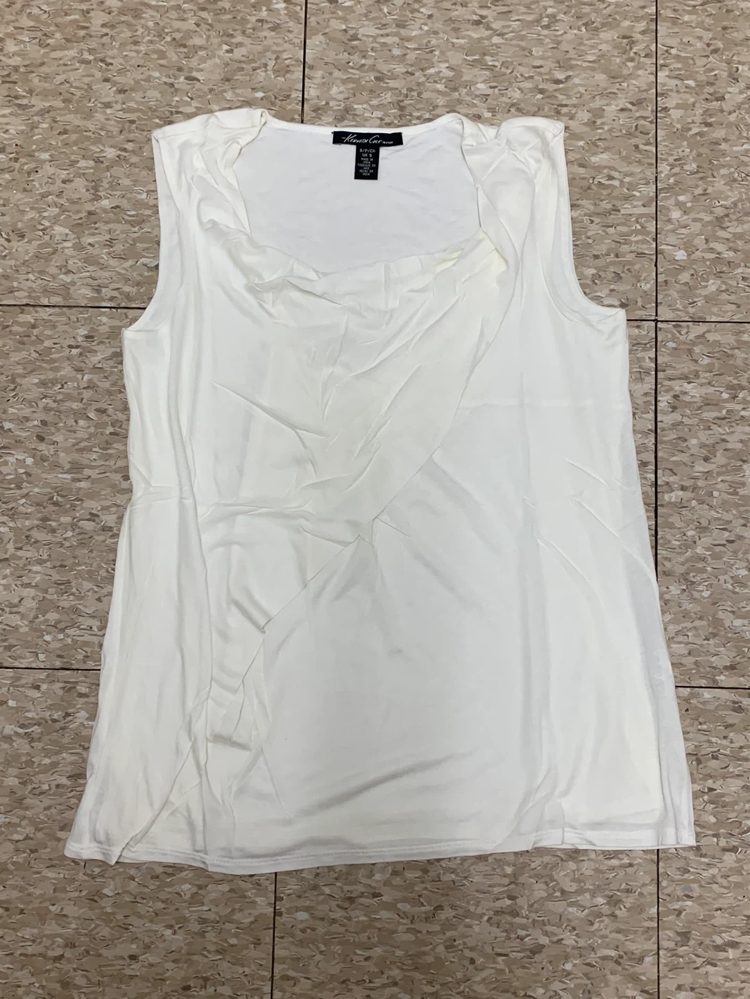 ⚽️Kenneth Cole New York White Sleeveless Top