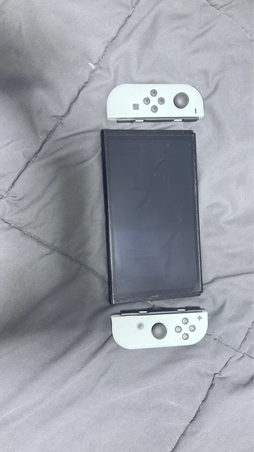 Nintendo Switch with Case and Game Cartridge Holder - photo 5