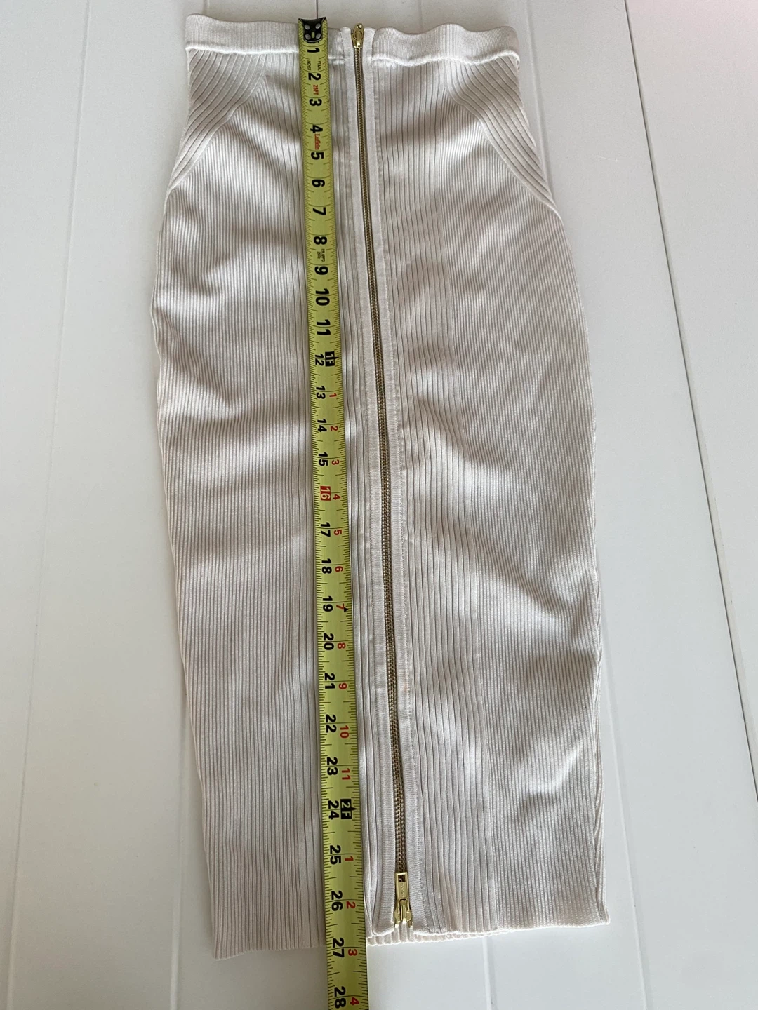 Guess Ribbed Pencil Skirt with Front Zipper - XS ⚽️ - photo 4