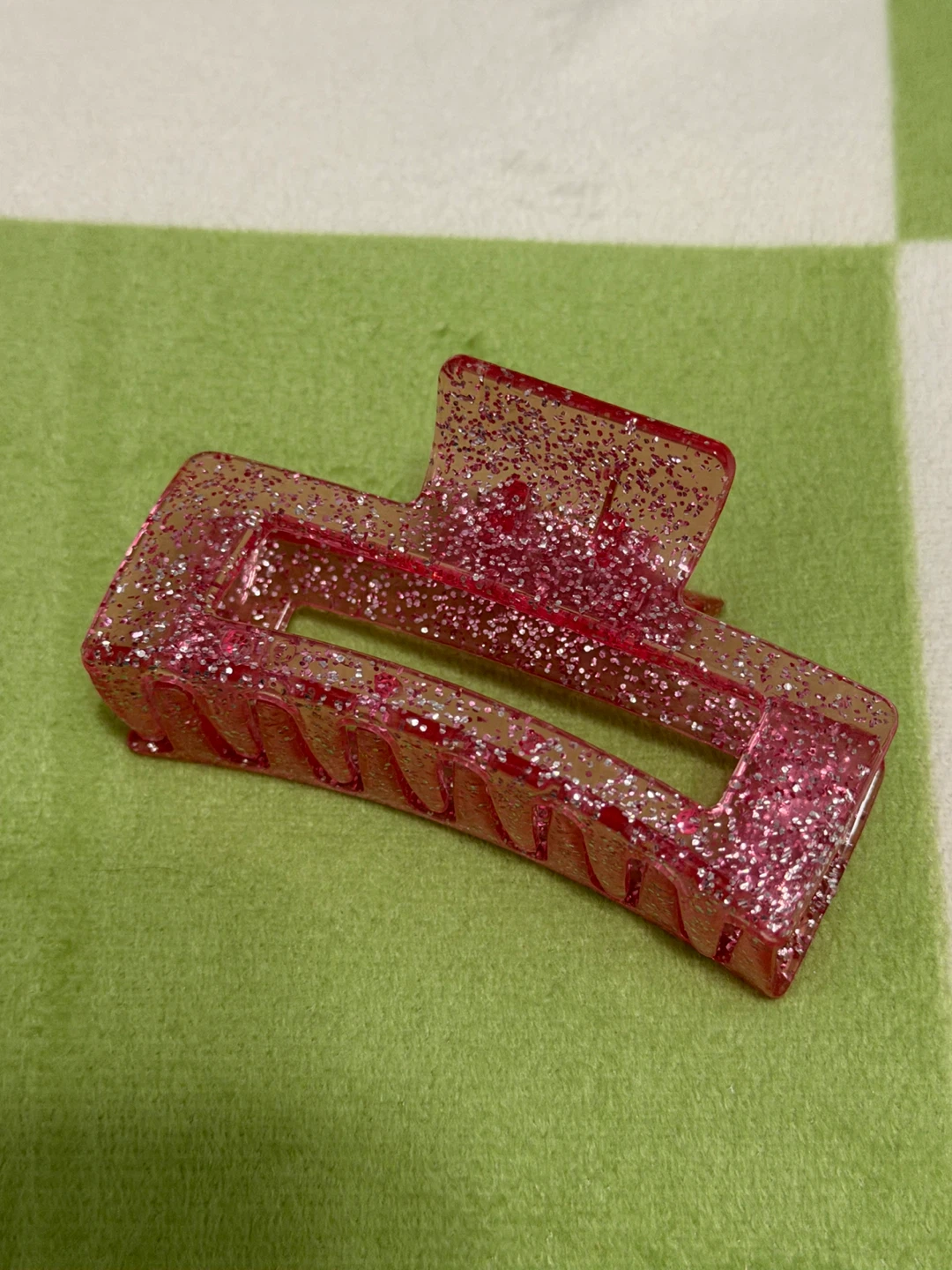 Sparkly Pink Claw Clip⚽️