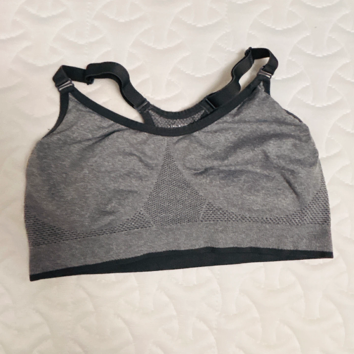 Athletic Sports Bra( 3 of it for 10$)