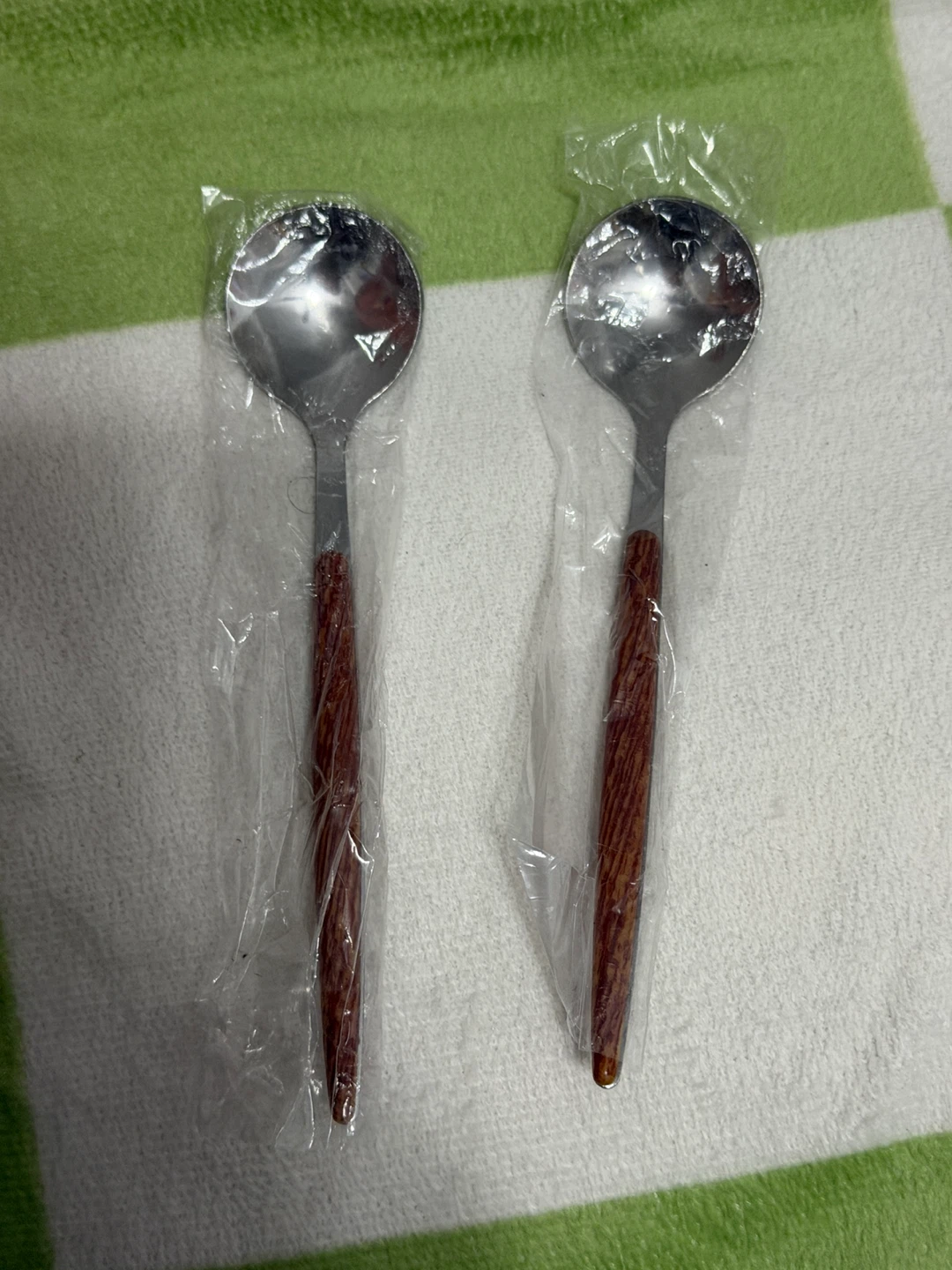 Set of 2 Spoons with Wooden Handles⚽️