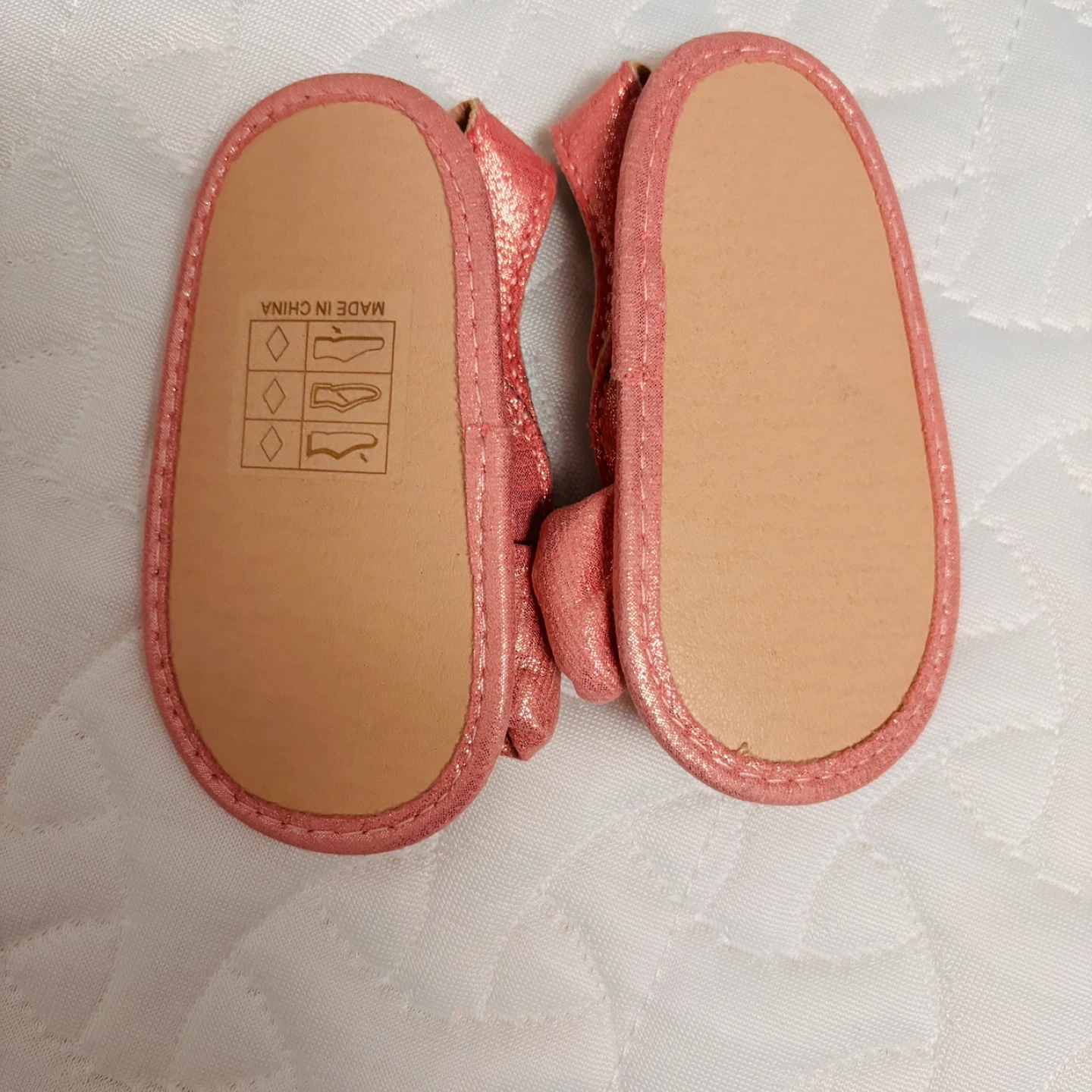 Pink Baby Sandals - photo 2