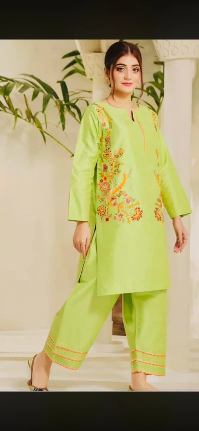 Lime Green Embroidered Kurti & Pants Set - photo 2