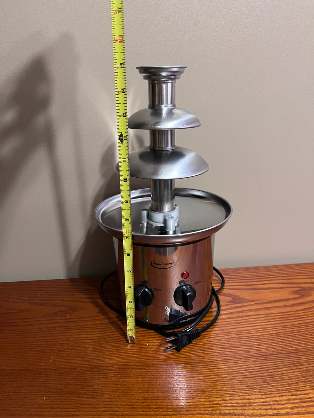 FONDUE FOUNTAIN & VINTAGE FONDUE POT - photo 3