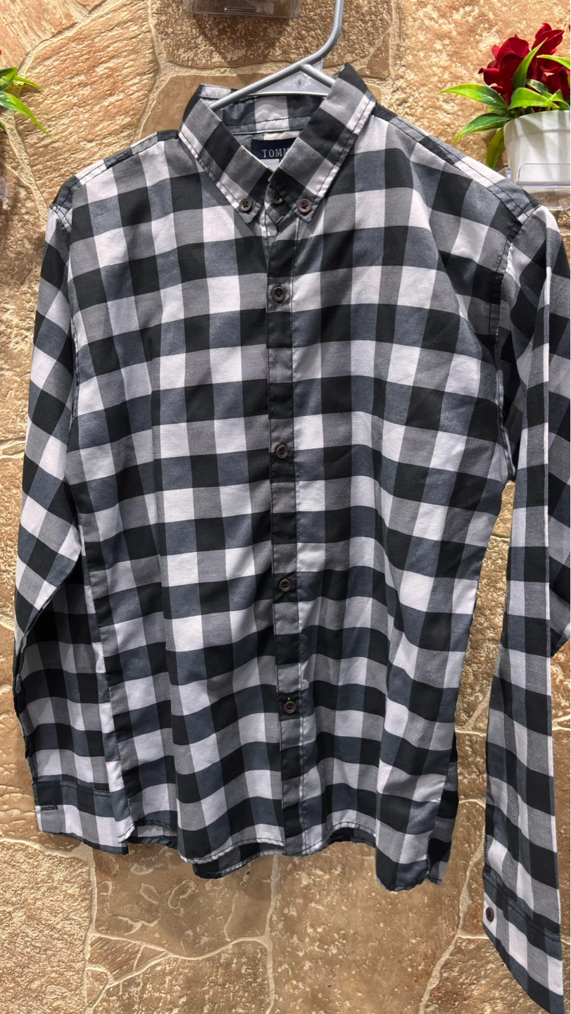 Men's Plaid Long Sleeve Button-Up Shirt ( Both for 10$) - photo 3