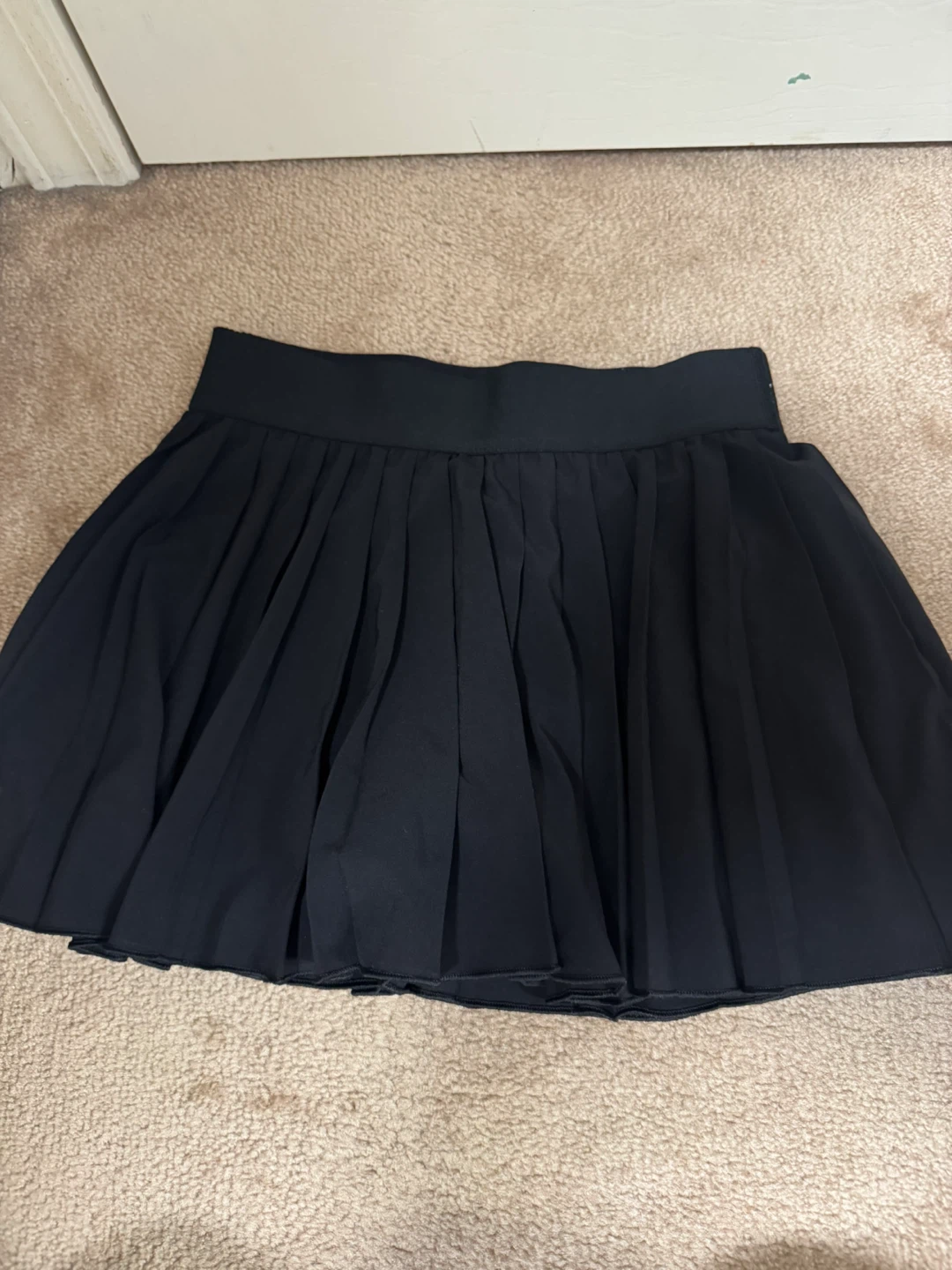 TnAction Black Pleated Skirt