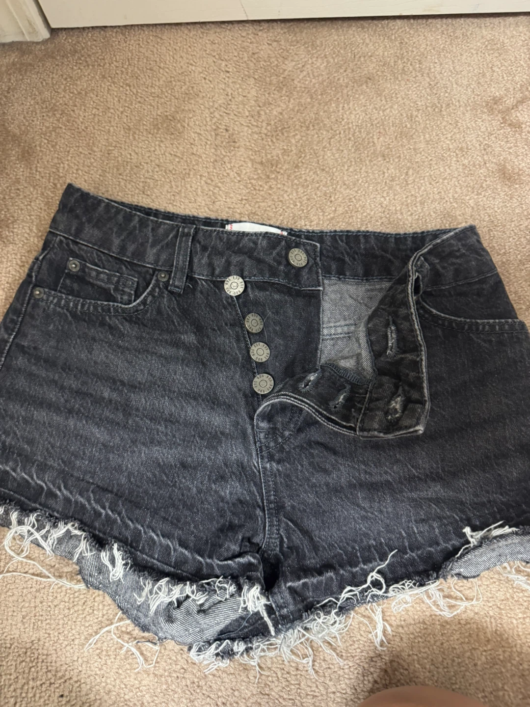 BDG A-Line Denim Shorts Size 26 - photo 2