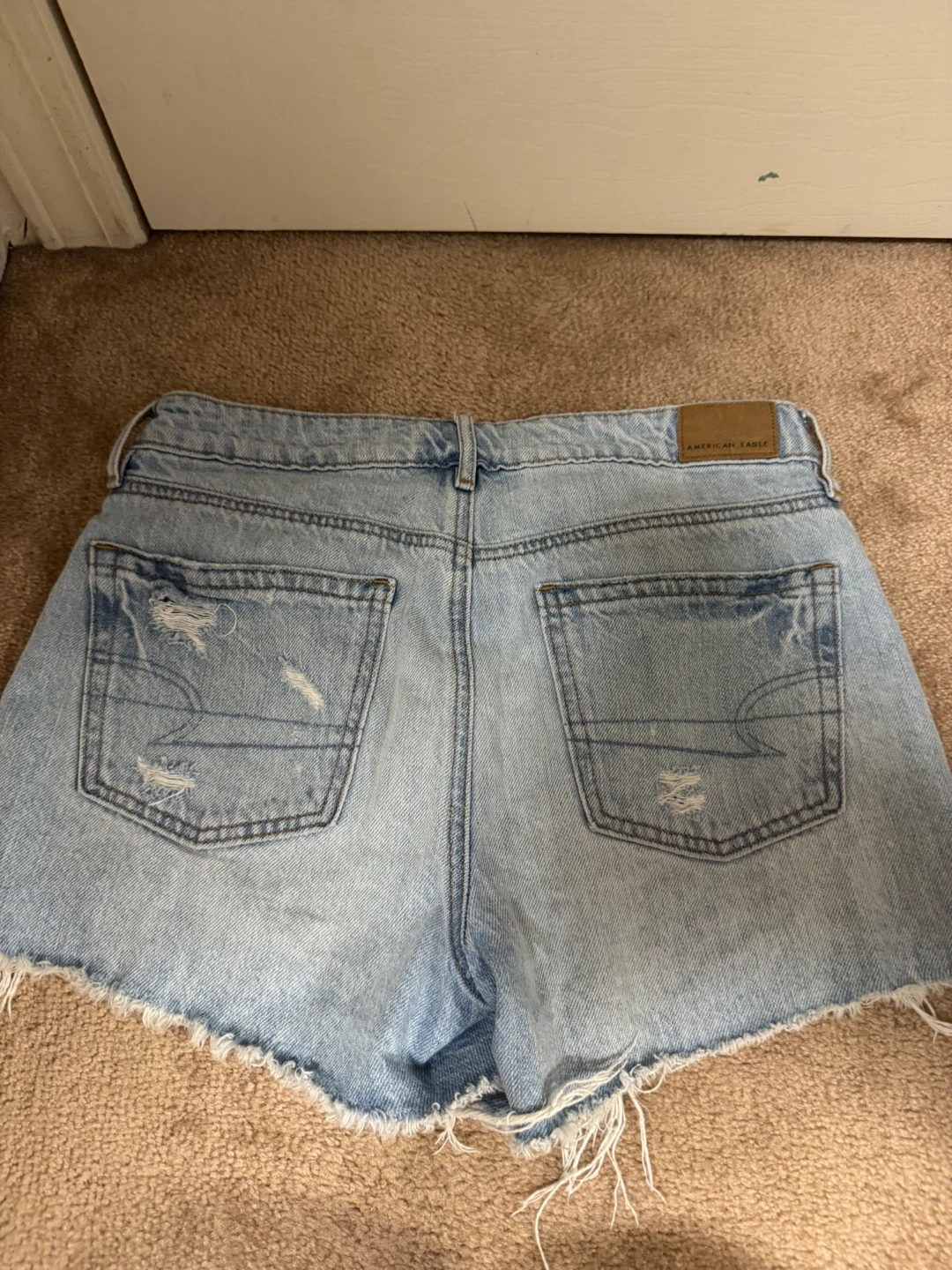 American Eagle Light Wash Denim Shorts Size 0 - photo 3