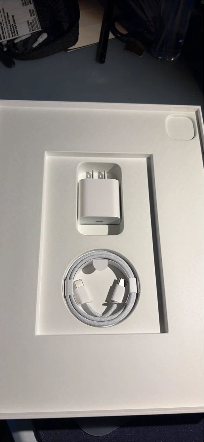 Apple iPad  pro (M5) 13-inch wifi  256GB  with extra - photo 3