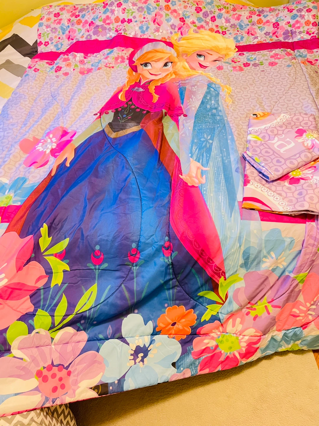 Girls Twin Bedding Set