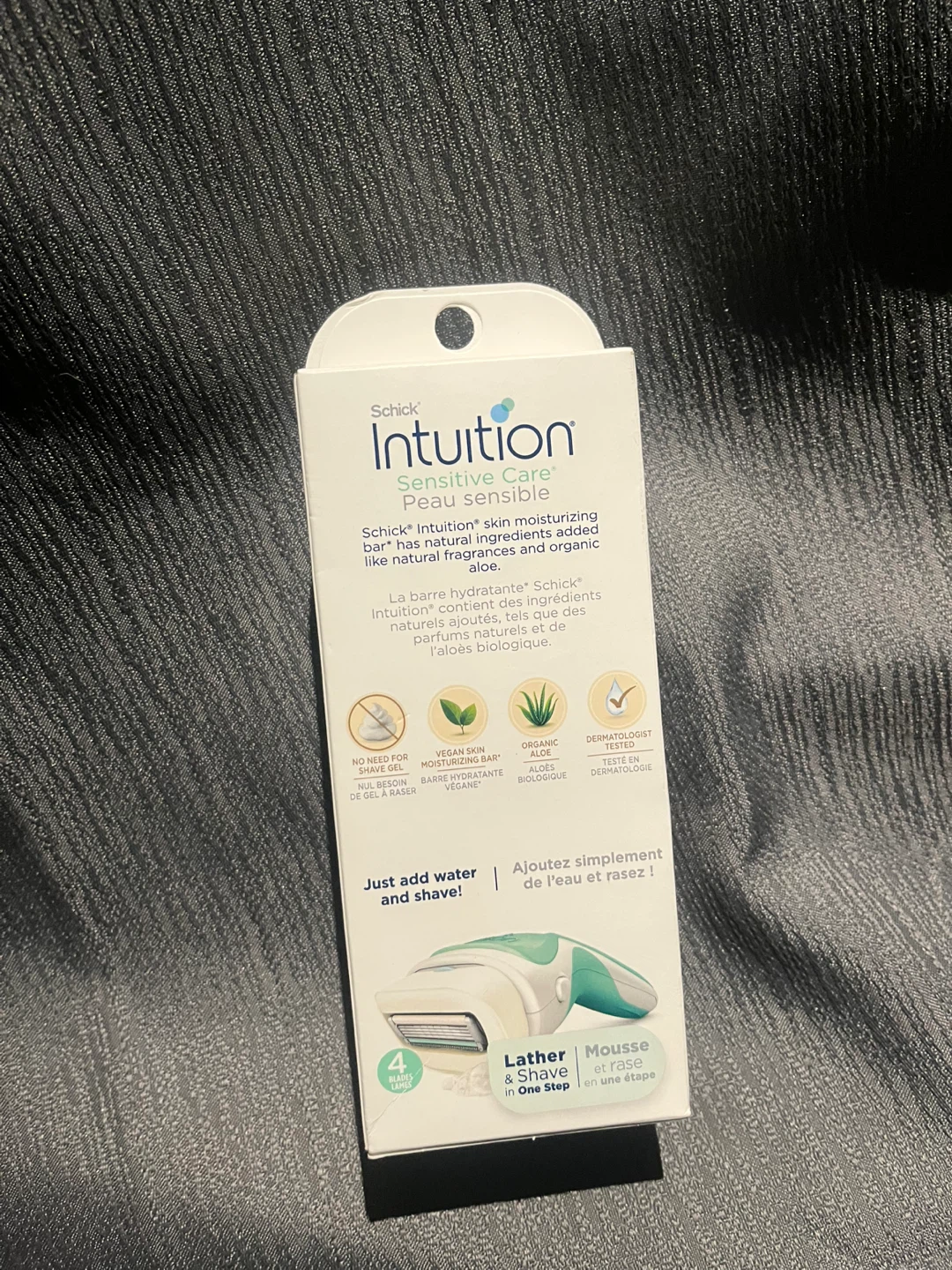 Schick Intuition Sensitive Care Razor - photo 2