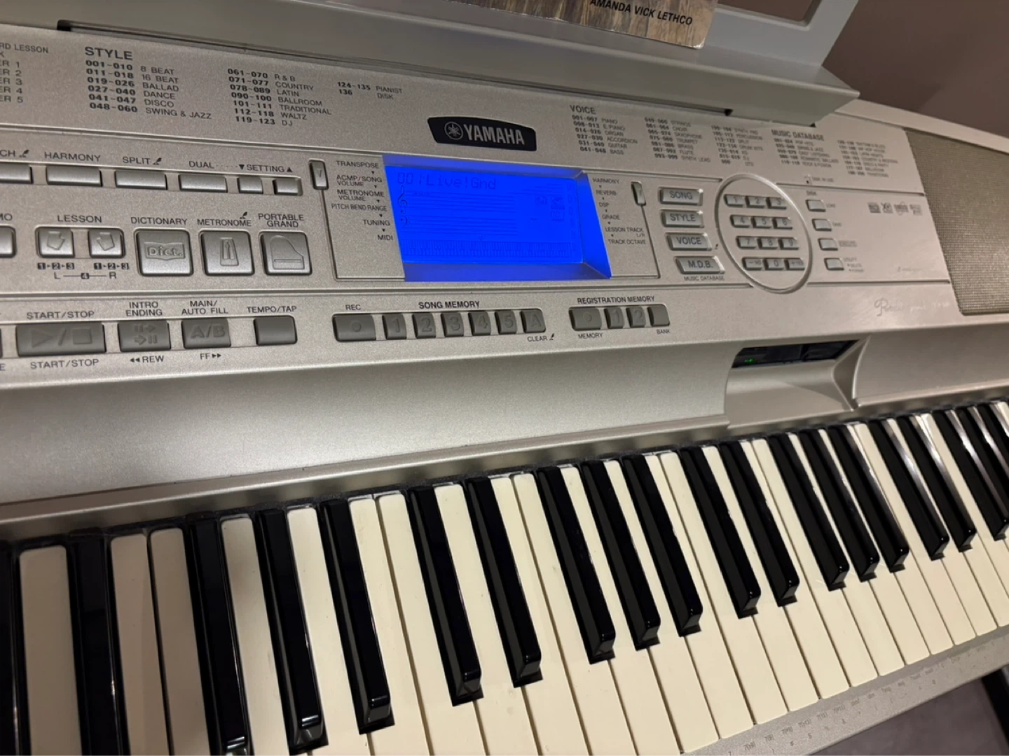 Yamaha Keyboard - photo 4