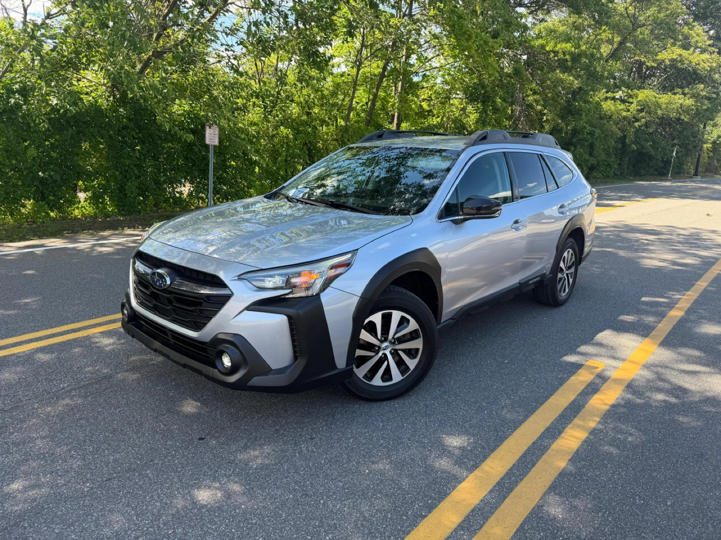 Silver Subaru Outback SUV 2023
