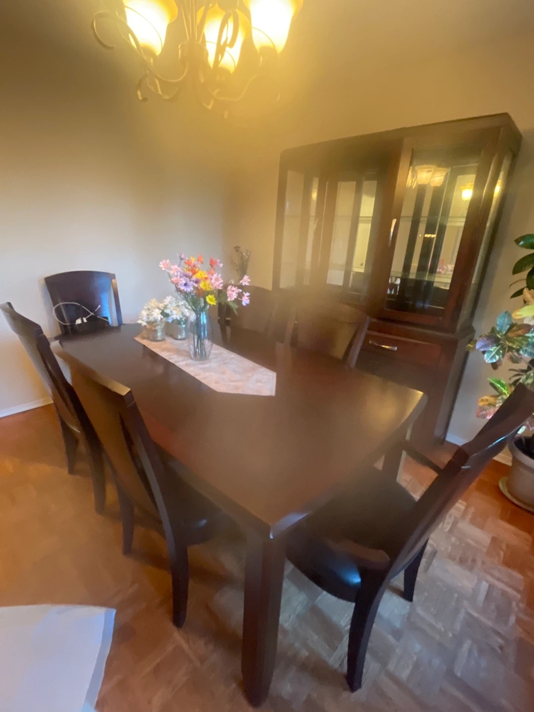 dining room suite