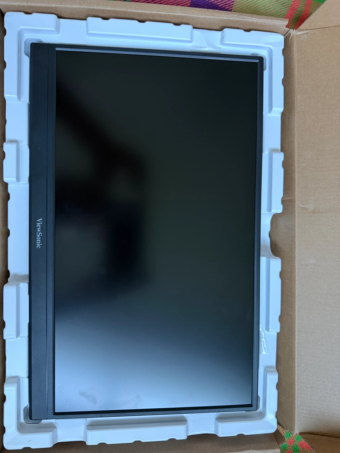 ViewSonic Portable Monitor/Screen built in stand