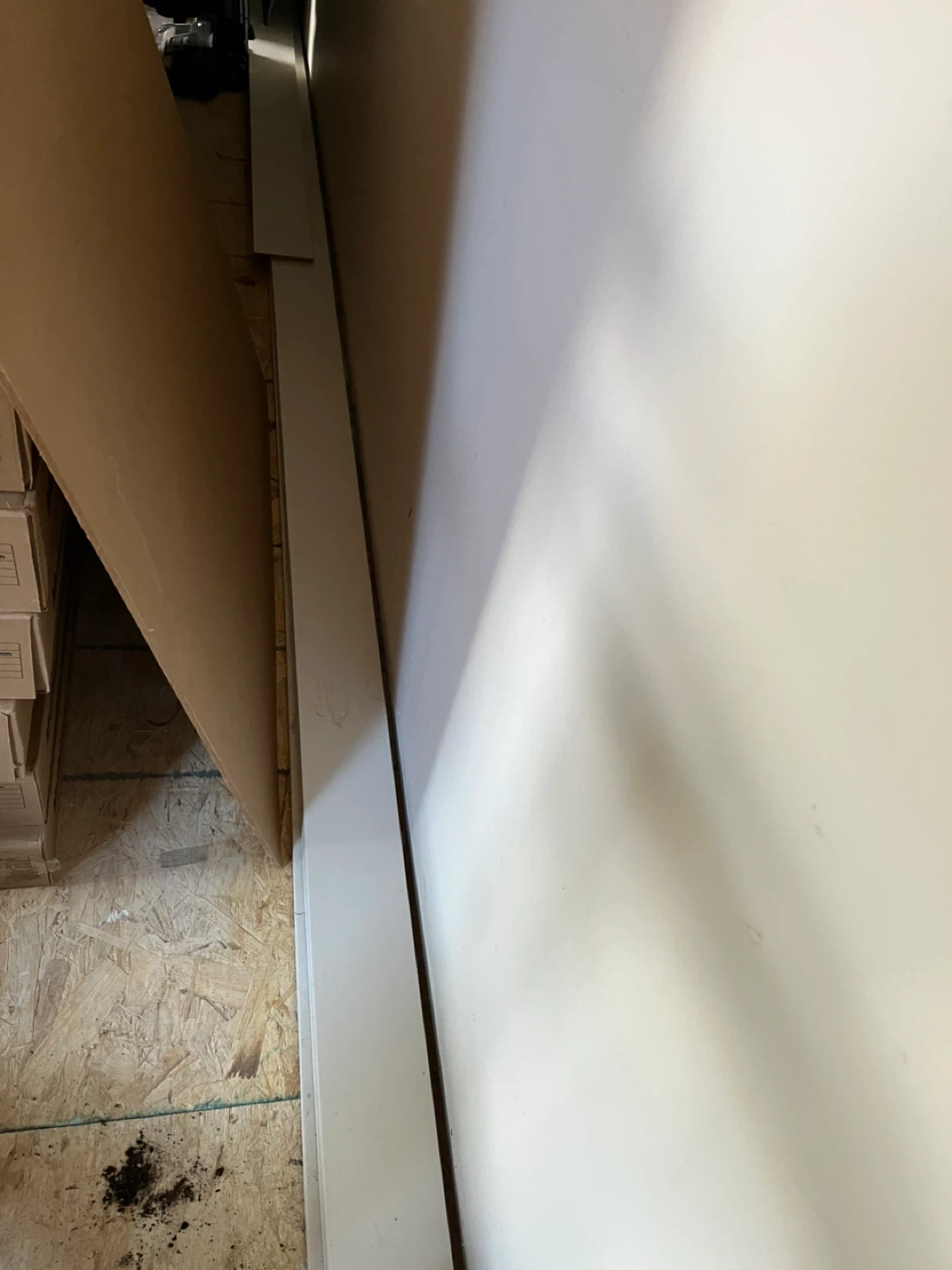 277 sqft engineer hardwood Flooring plus trims - photo 3
