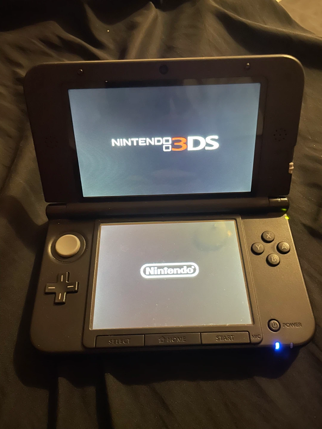 Nintendo 3DS XL