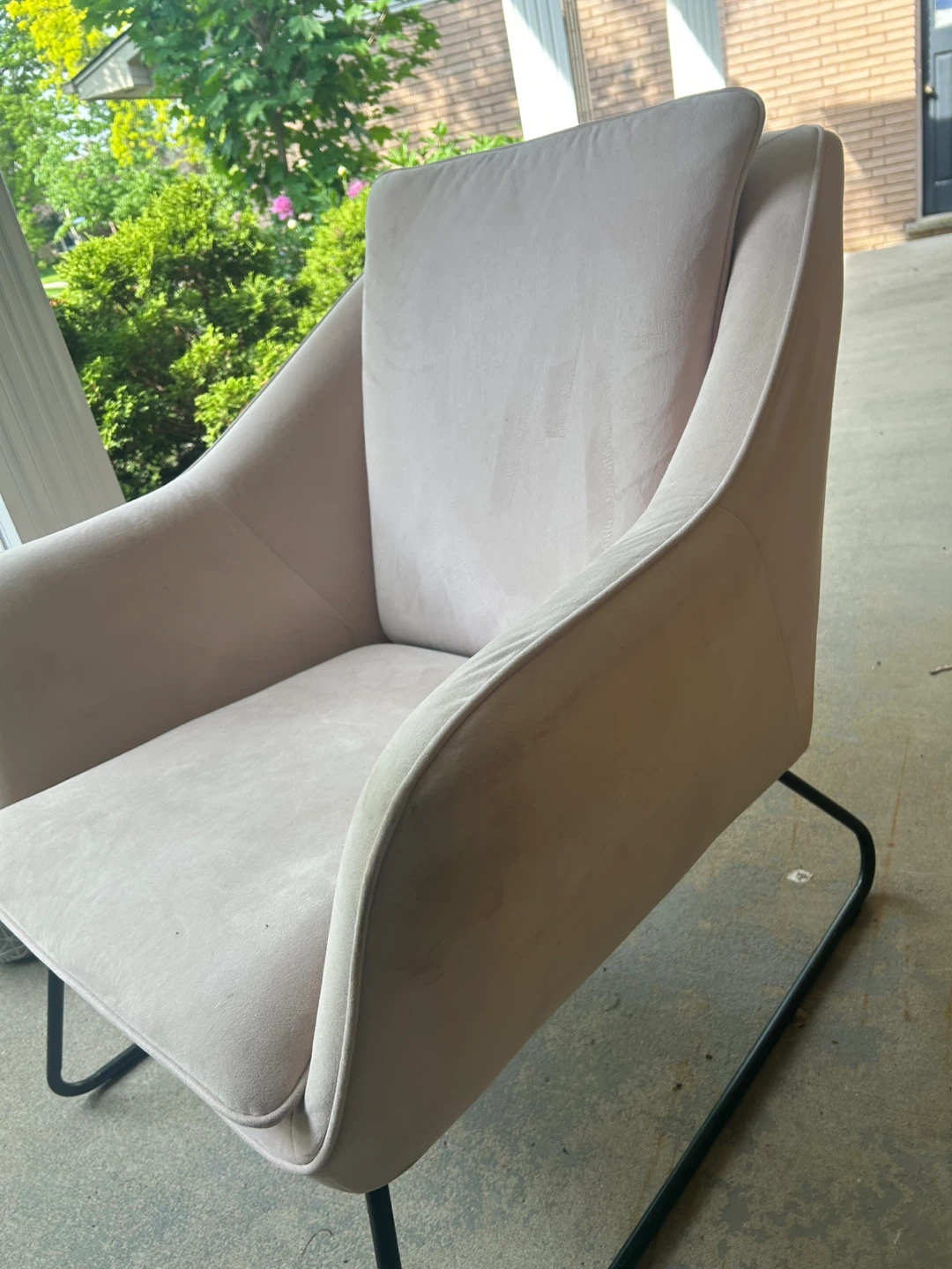 Blush Pink Accent Chair - photo 2