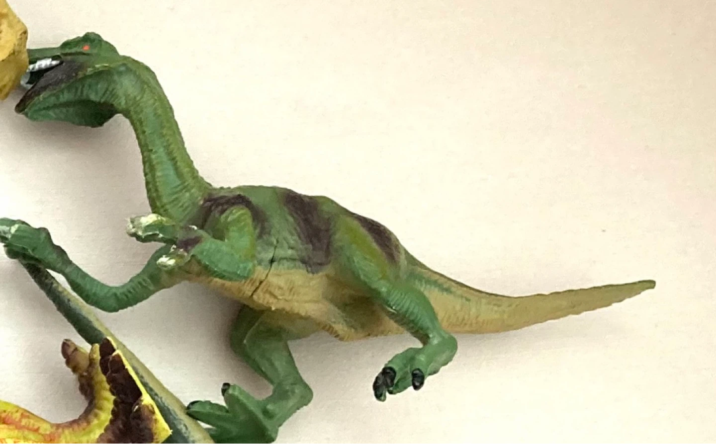 Collection of 9 Dinosaur Figurines - photo 4