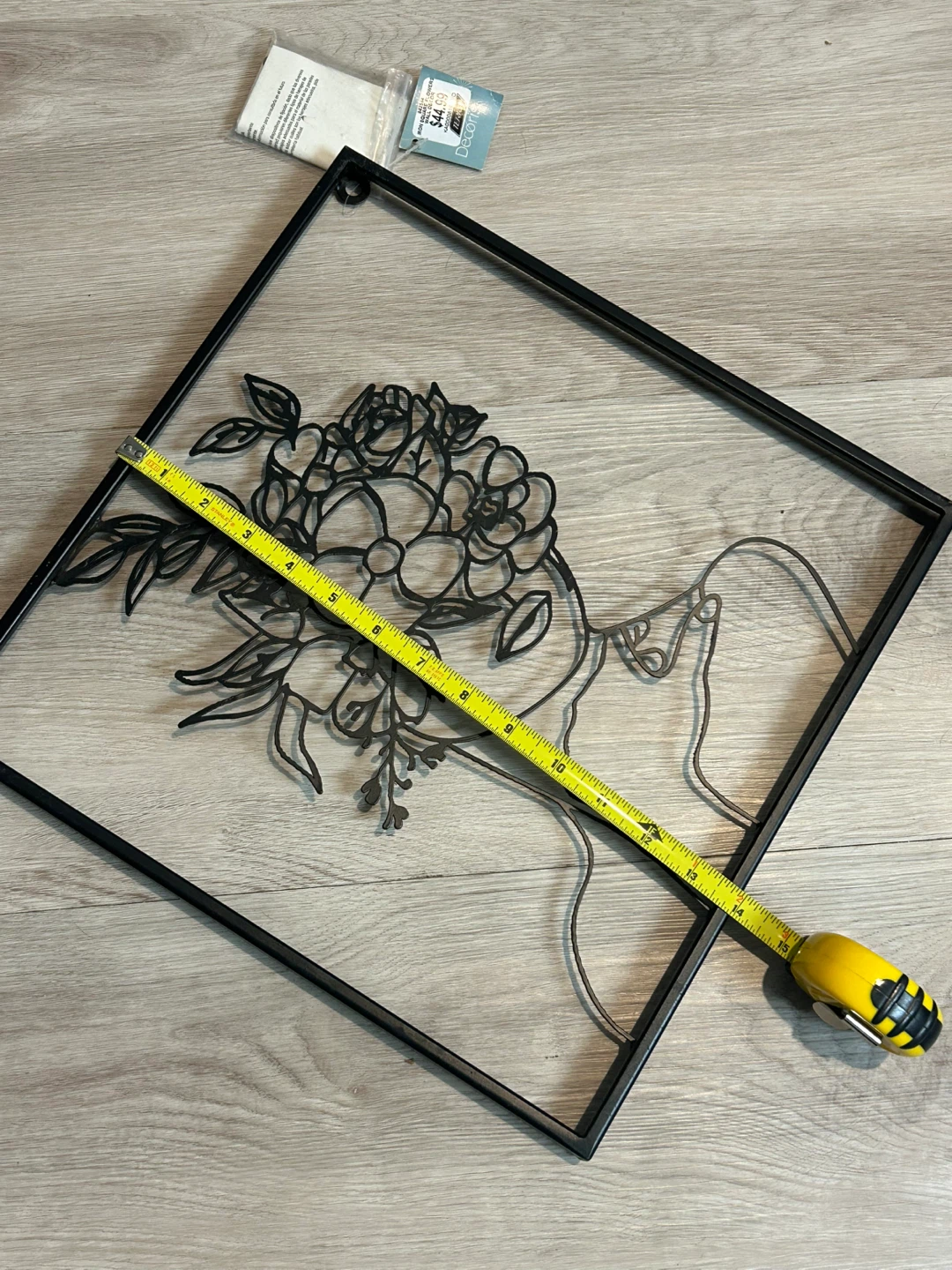 2 Wire Frame Wall Art with Floral Head - photo 2