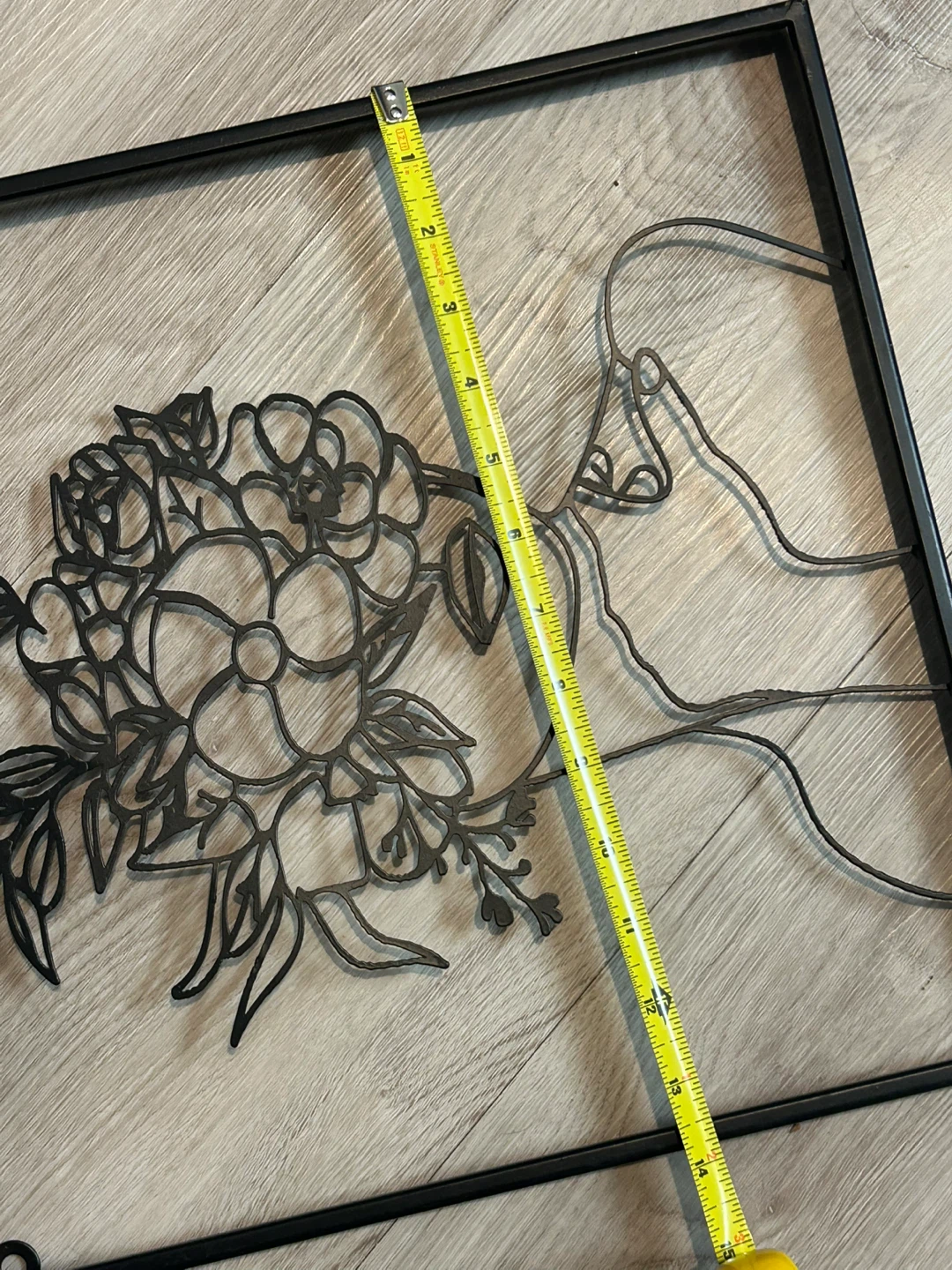 2 Wire Frame Wall Art with Floral Head - photo 4