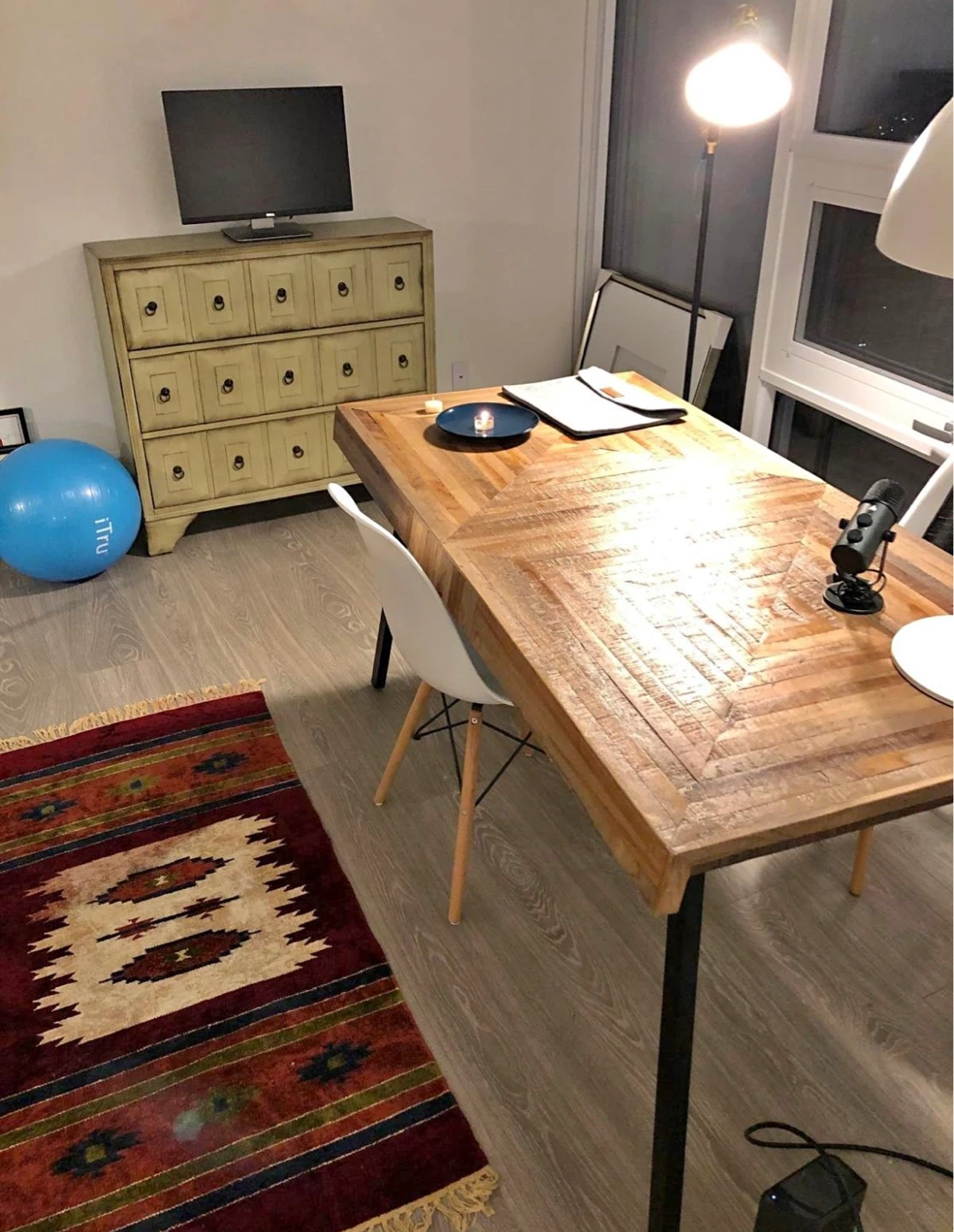 Teak Dining table herringbone pattern - structube - photo 2