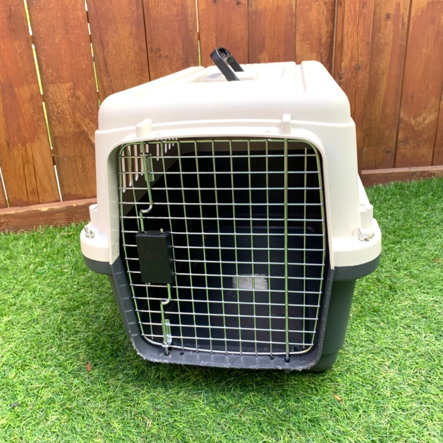 Dog Crate Pet Carrier Travel Kennel Plastic Pet Carrier - photo 2