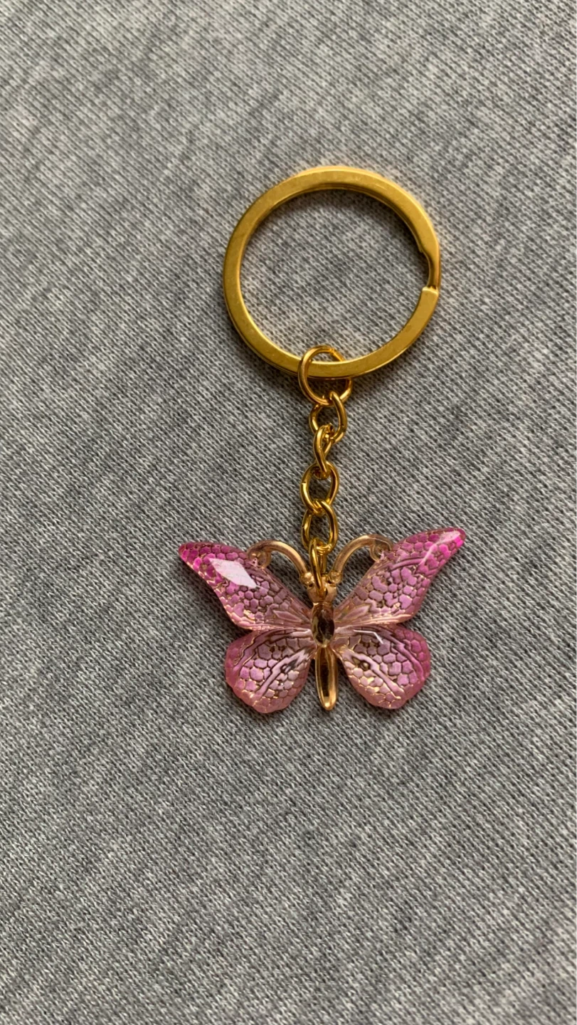 Beautiful Pink Butterfly Keychain ⚽️