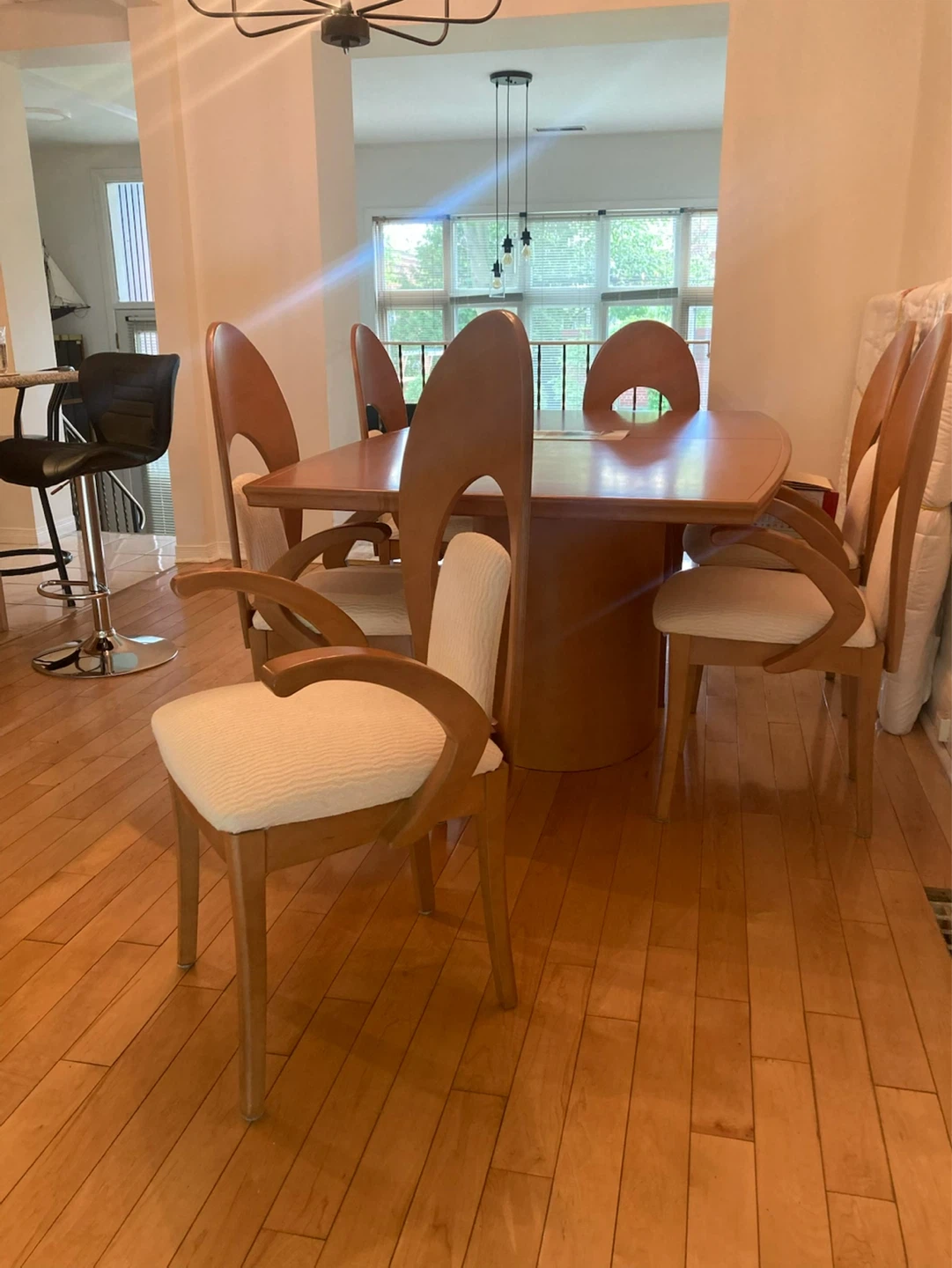Solid maple top wood dinning table with extension and 6 chairs - photo 5
