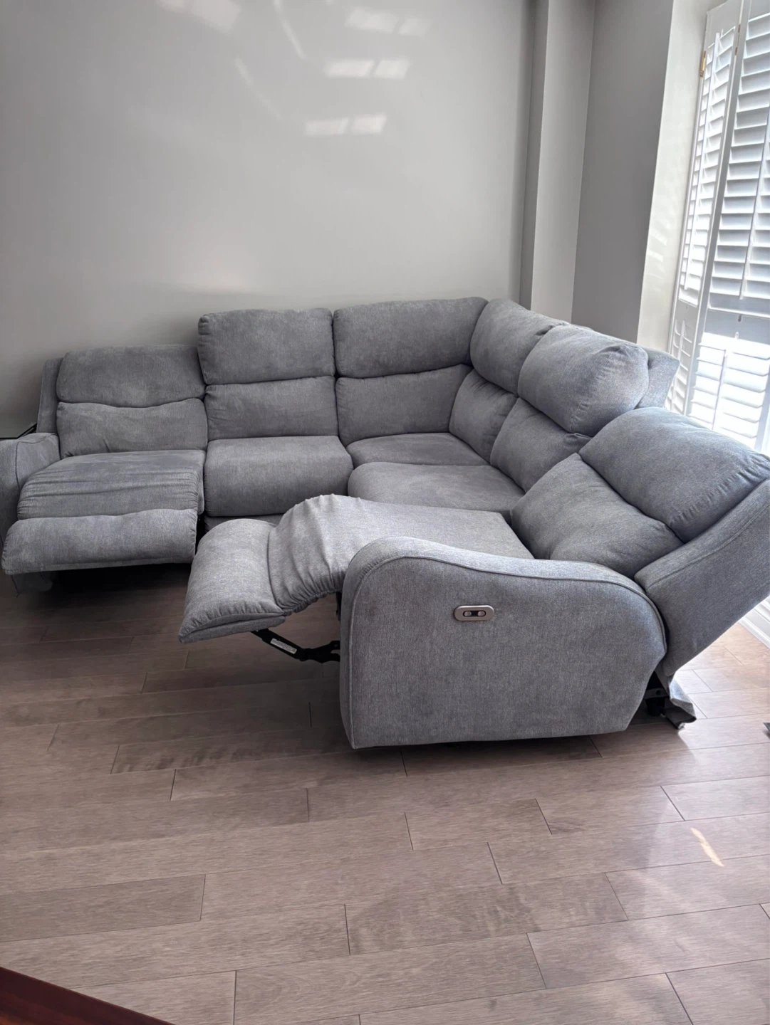3 Piece  Power Reclining Sectional Sofa - photo 4