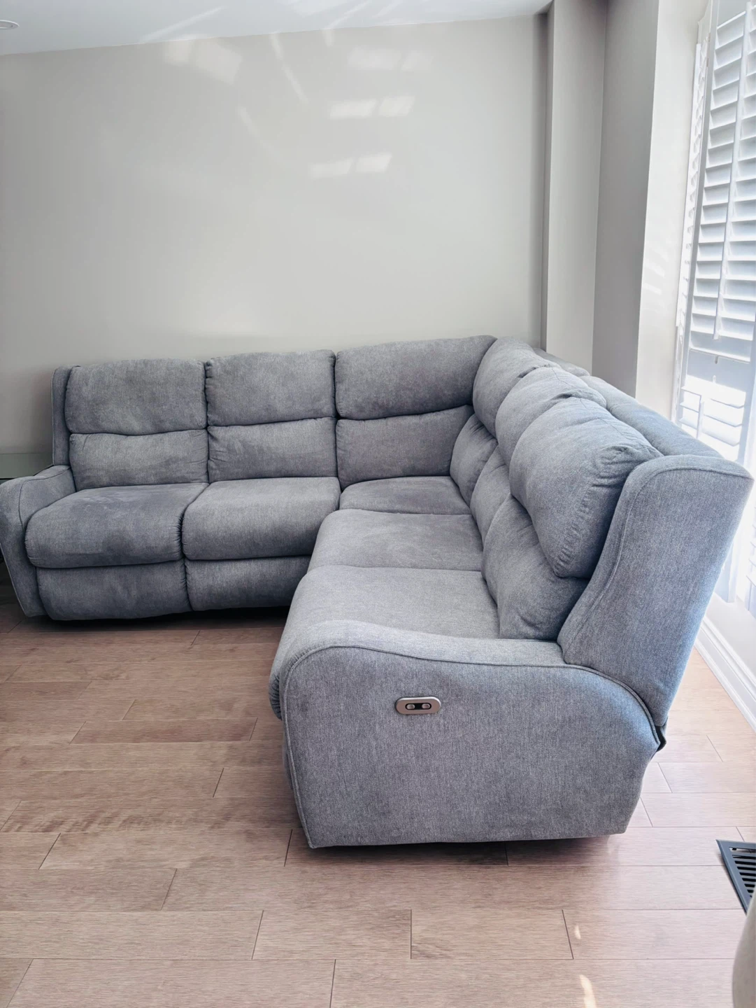 3 Piece  Power Reclining Sectional Sofa - photo 5