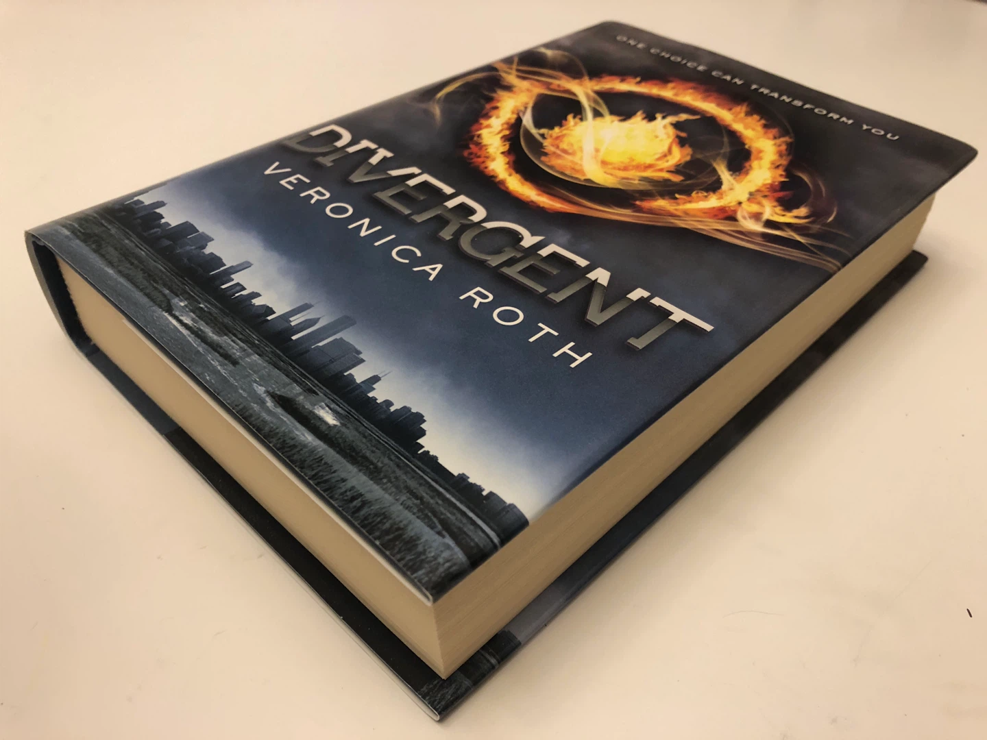 Divergent by Veronica Roth - photo 2