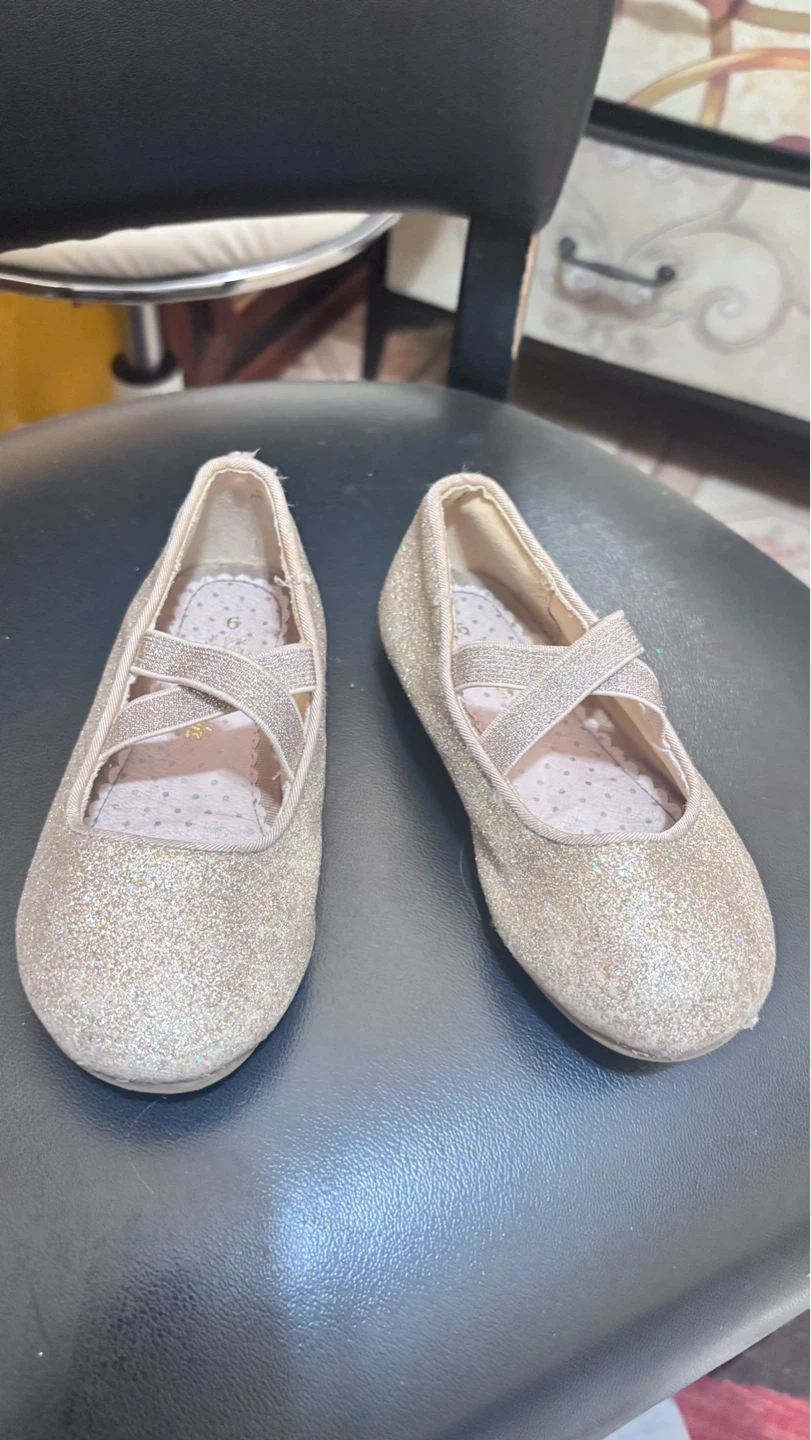⚽ Girls Glitter Ballet Flats - Size 6
