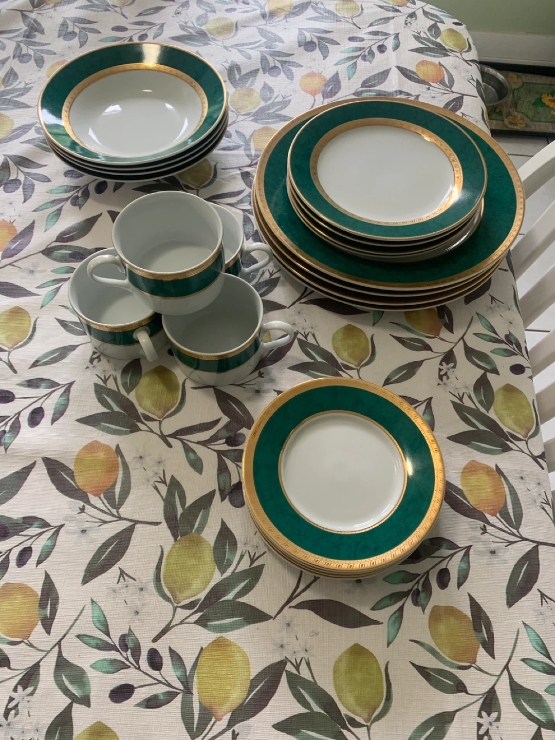 Green and Gold Trimmed Dinnerware Set