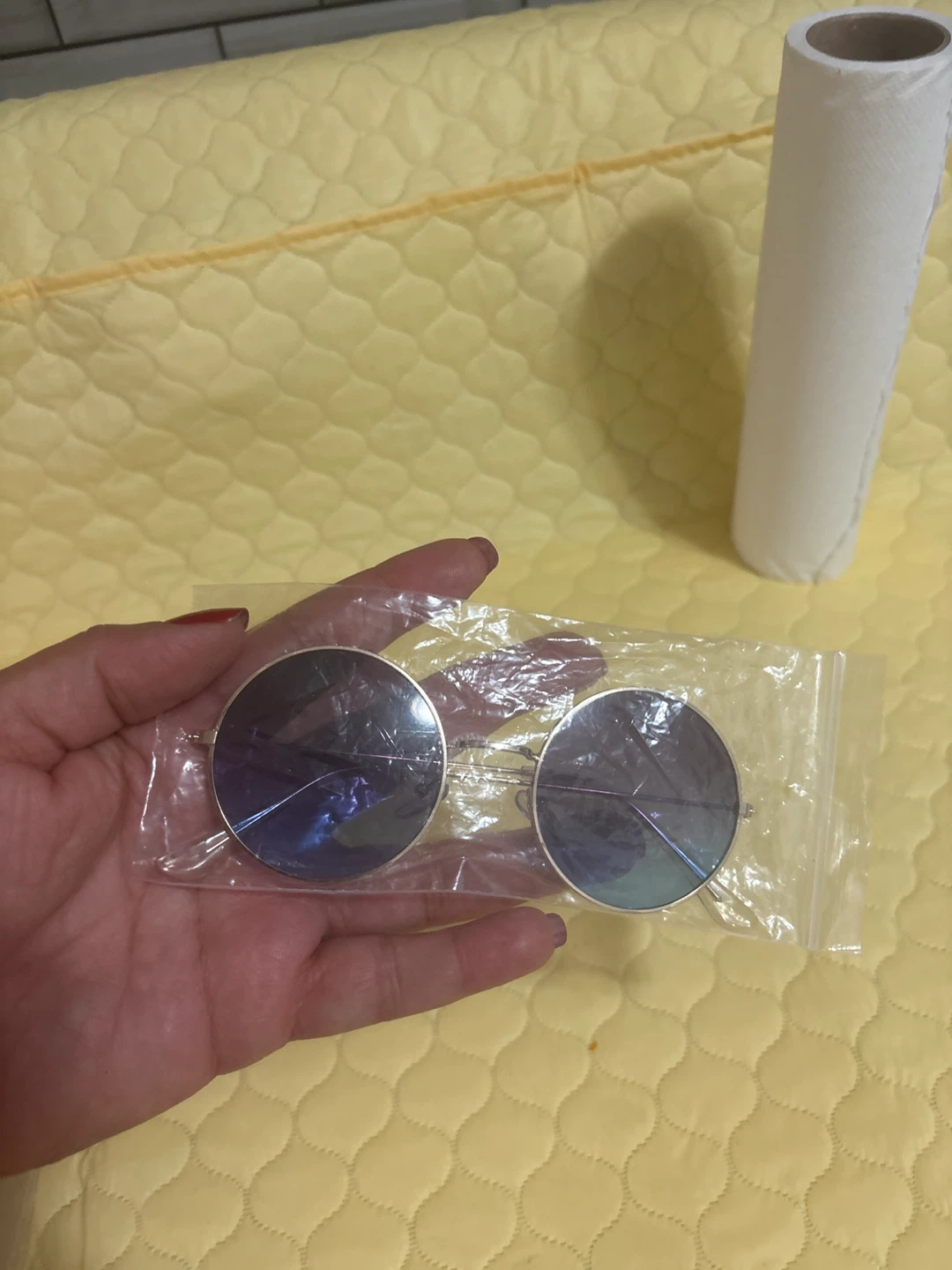 ⚽ Round Blue Tint Sunglasses