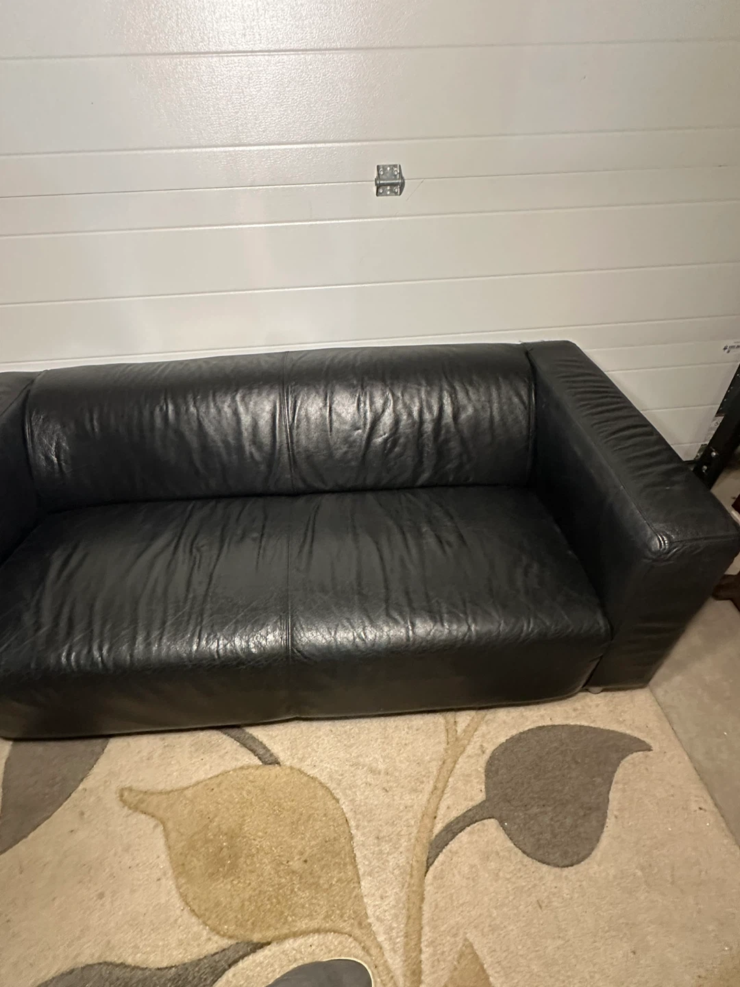 Modern Black Leather Sofa - photo 3