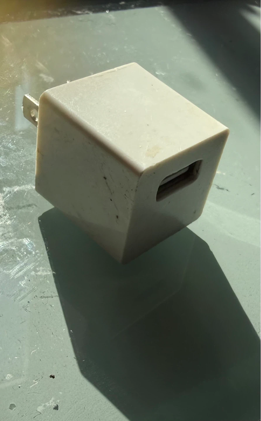 Cube charger - photo 2