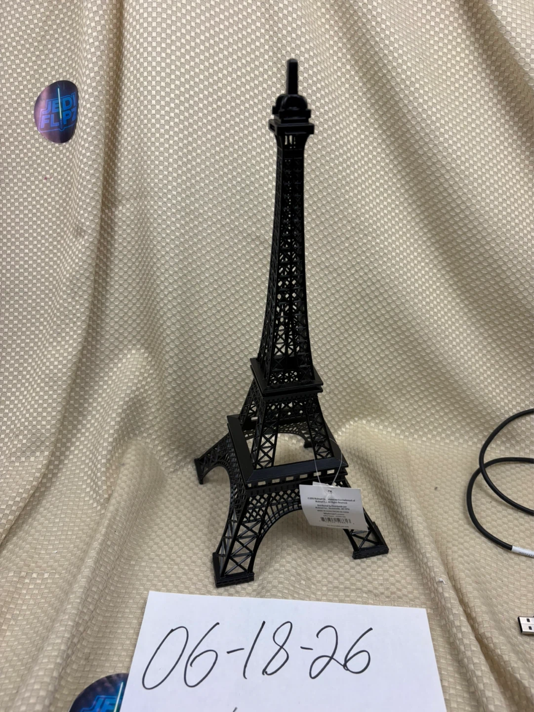 Tabletop Eiffel Tower Decoration