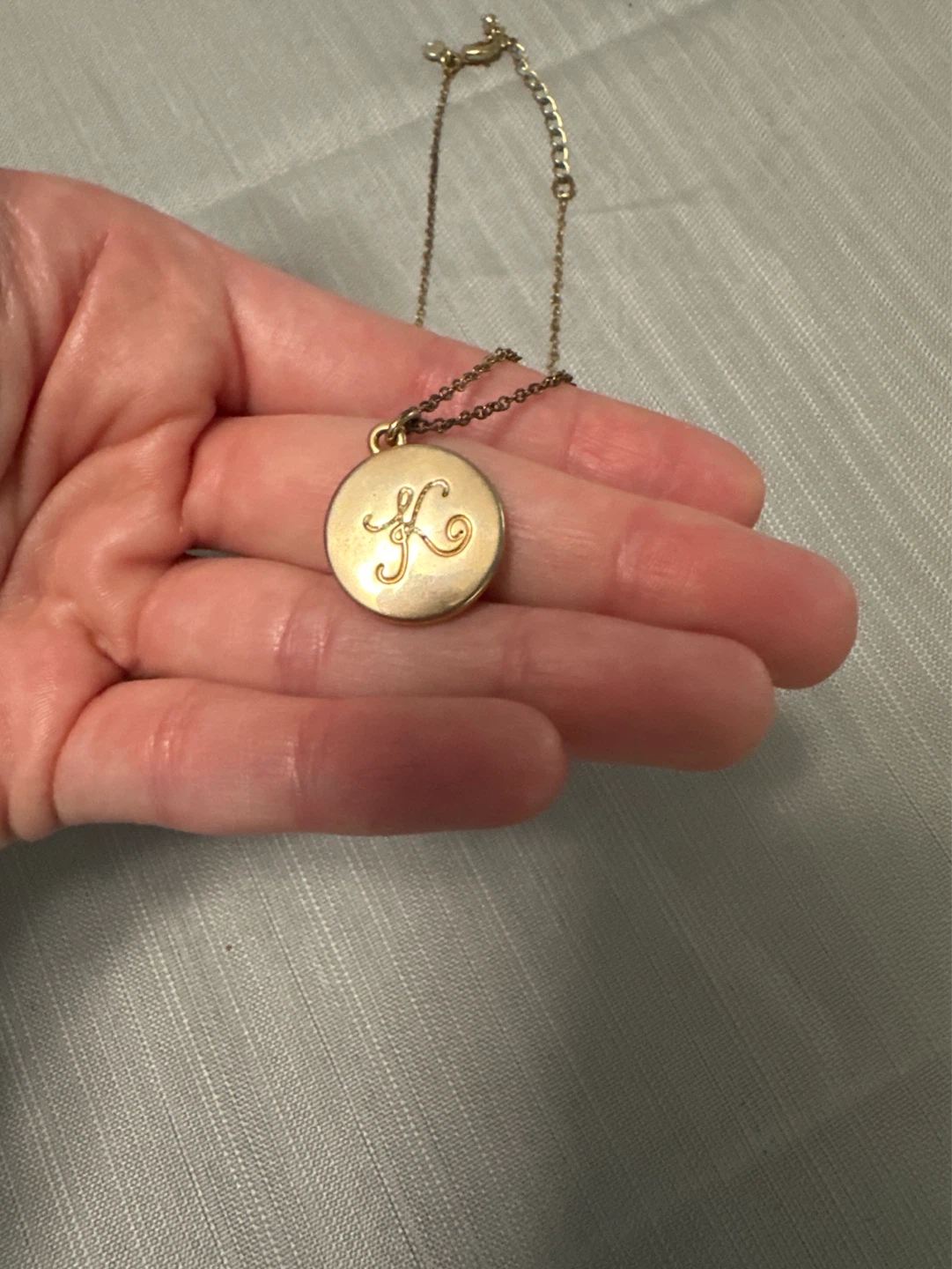 'K' Pendant Necklace - photo 2