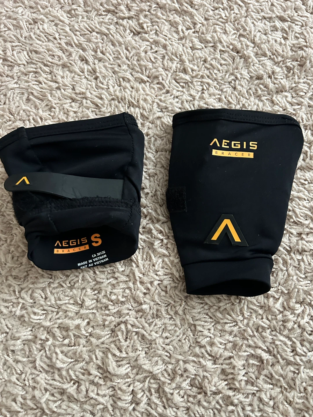 Aegis Bracer D3O Impact Protection Sleeves - photo 2