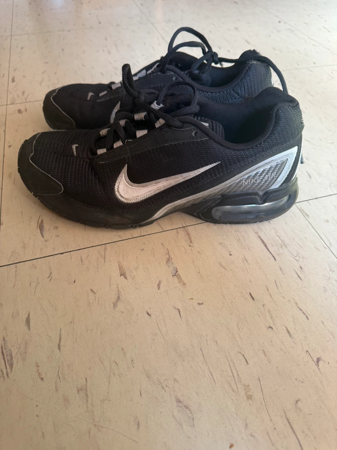 Nike Air Max Running Shoes size 8.5 men’s - photo 2
